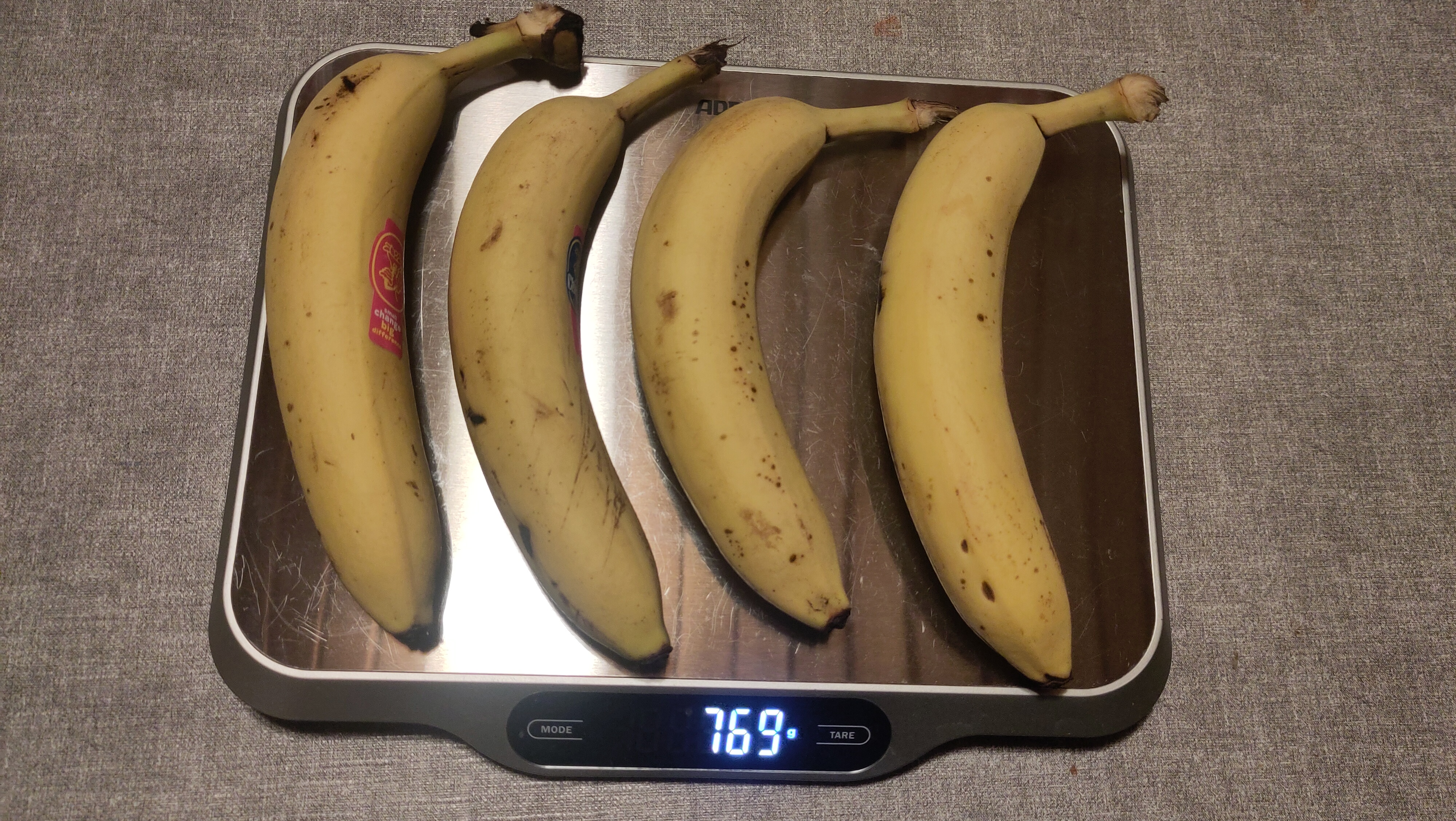 The ultimate banana scale: Four bananas for the win!