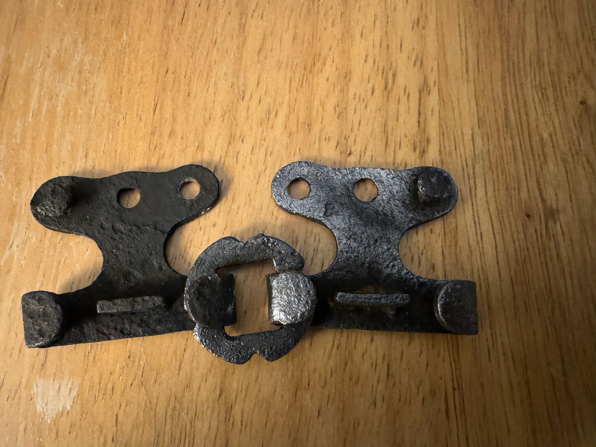 Mysterious Iron Links: What Are They?