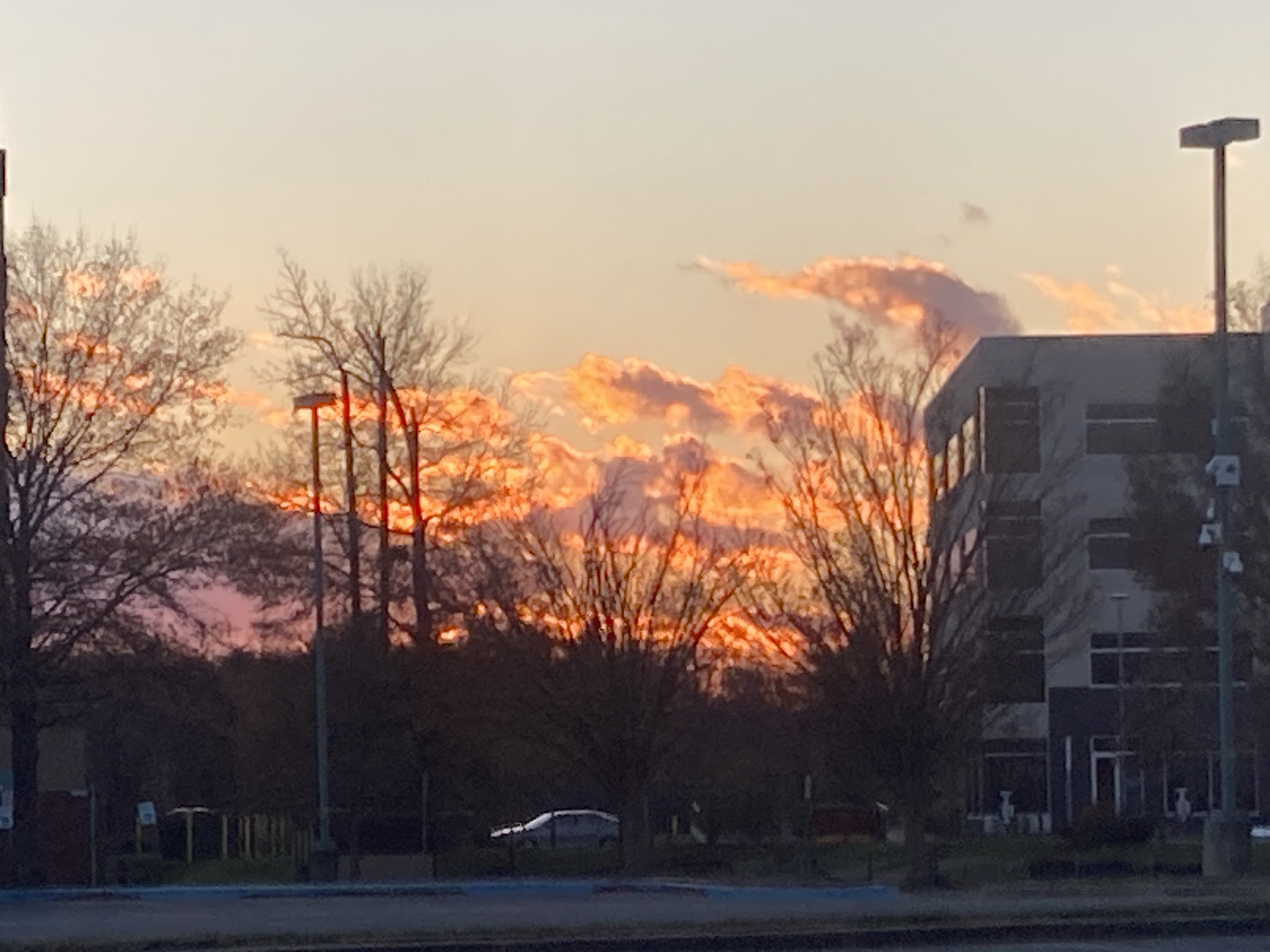 Breathtaking Fiery Clouds: Nature's Stunning Canvas