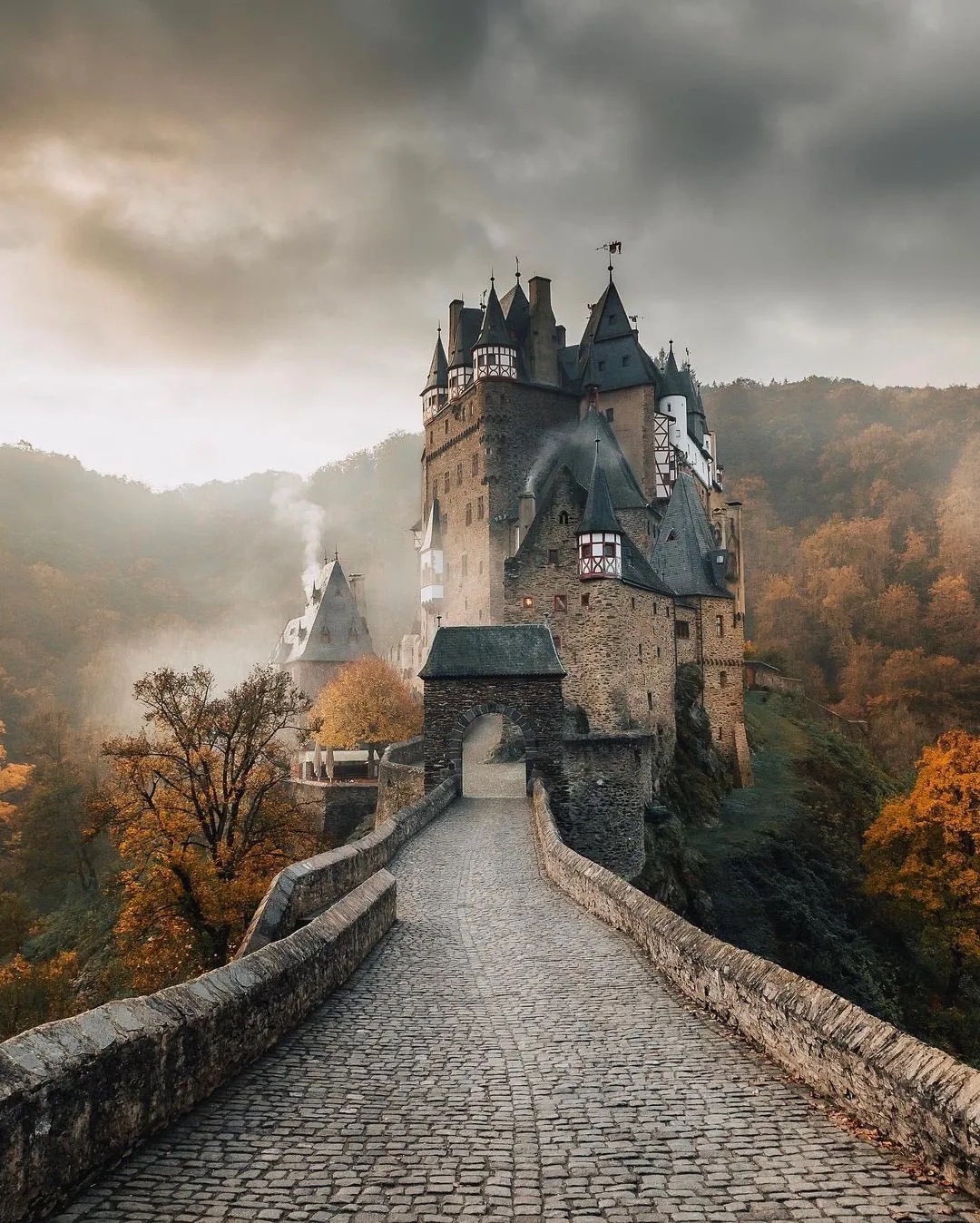 Eltz Castle: A real-life fairytale nestled in a secluded valley, owned by the same family for over 800 years!