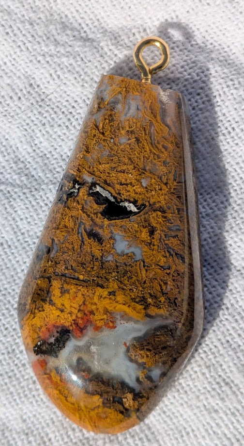 Beautiful Agate Pendant Showcase