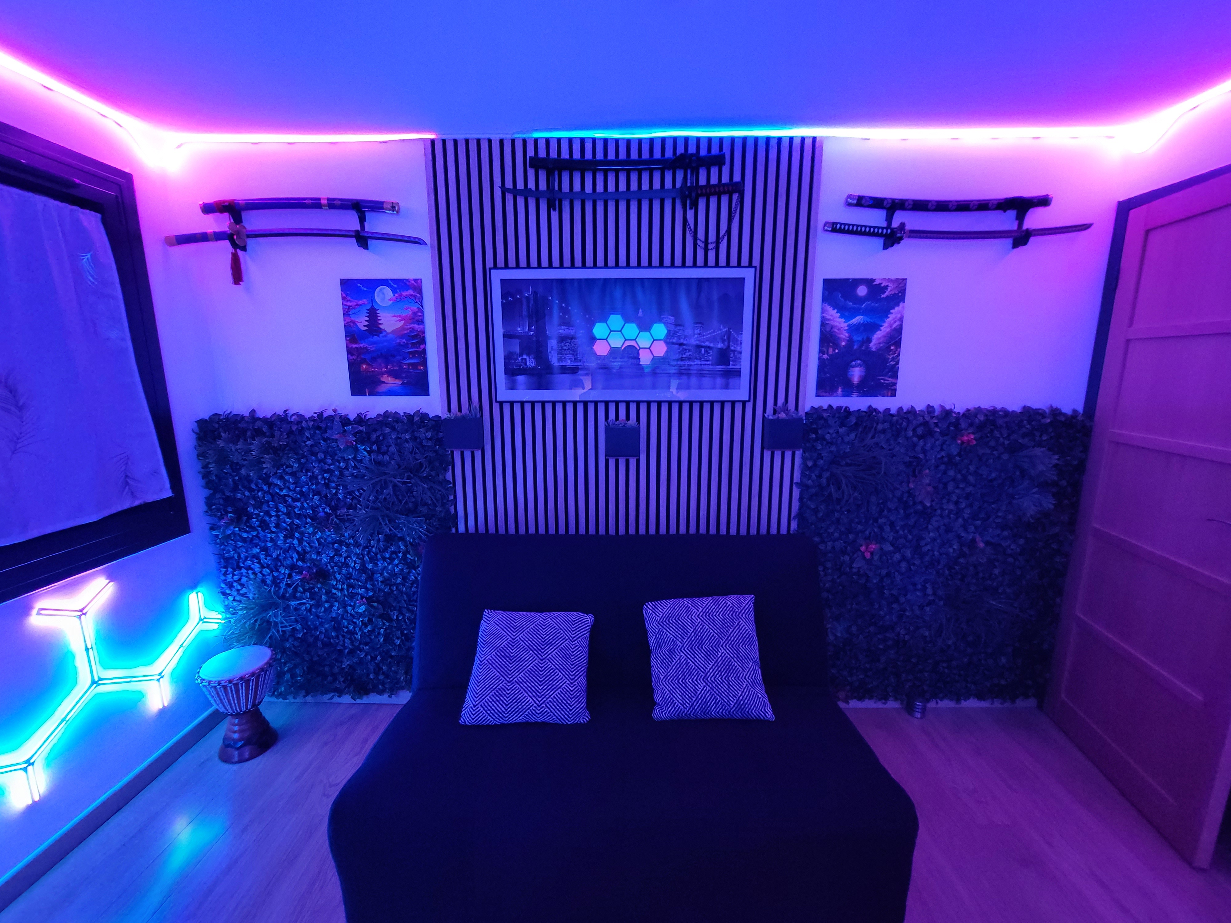 Inside the Ultimate Gamer Room