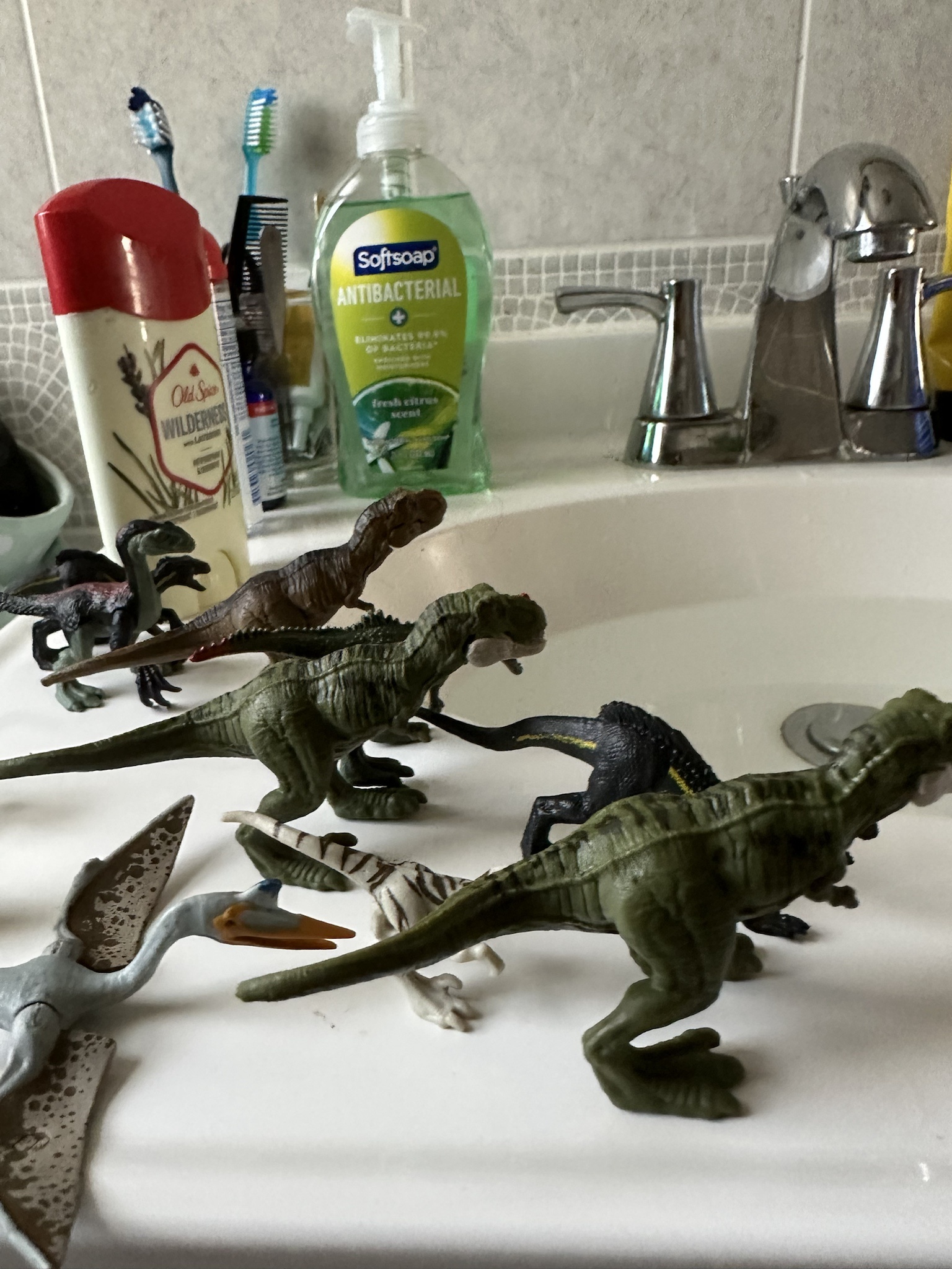Ben's Epic Dino Showdowns