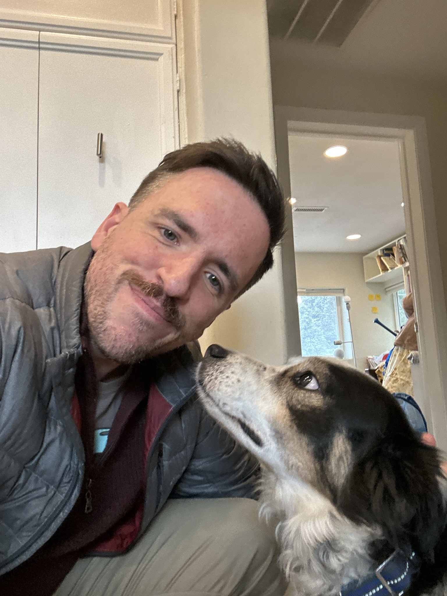 It's Time for a Festive Christmas Selfie!