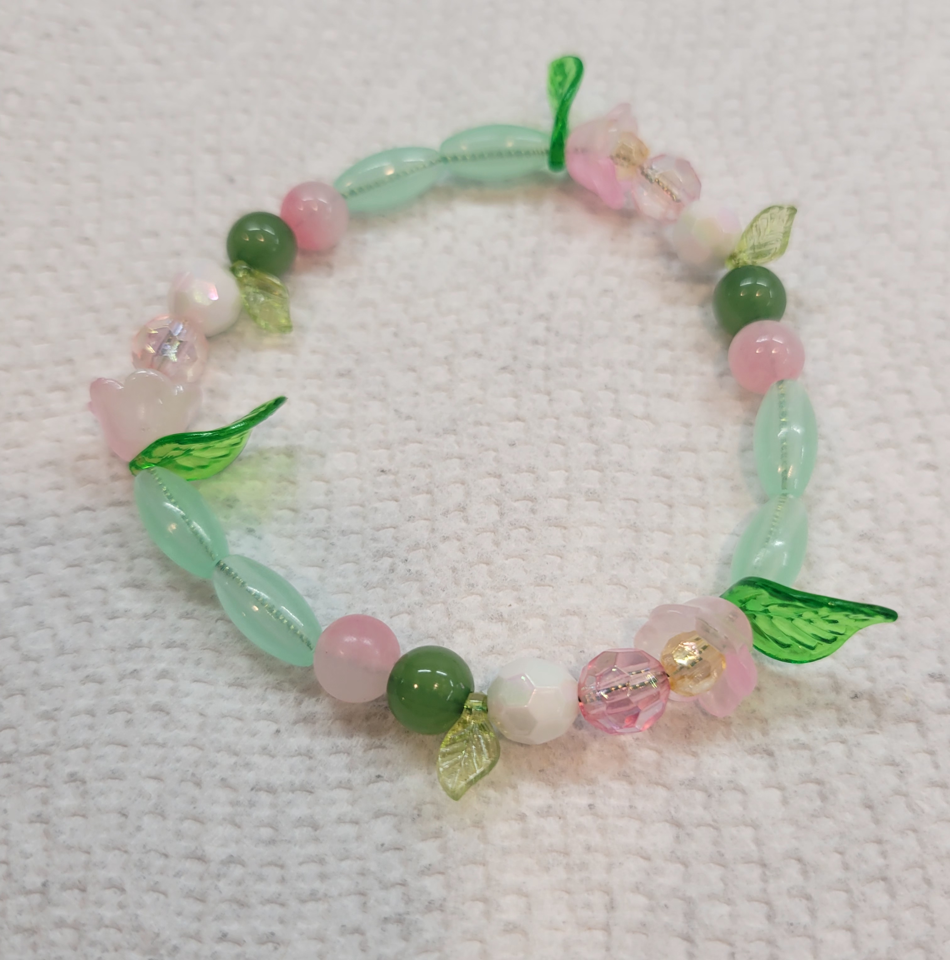 Another day, another bracelet! I'm absolutely thrilled with this one.