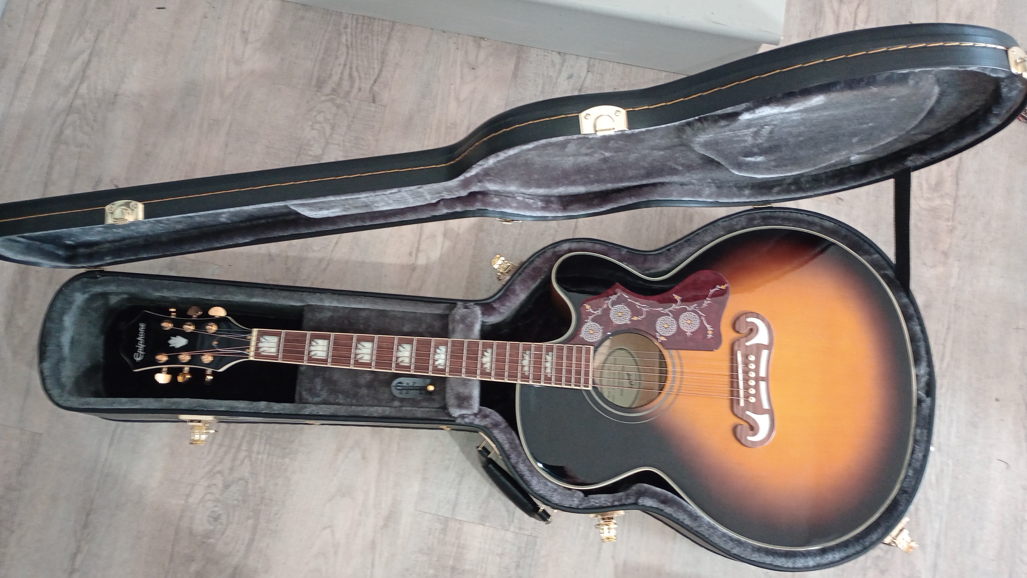 The stunning Epiphone J200 EC Studio guitar