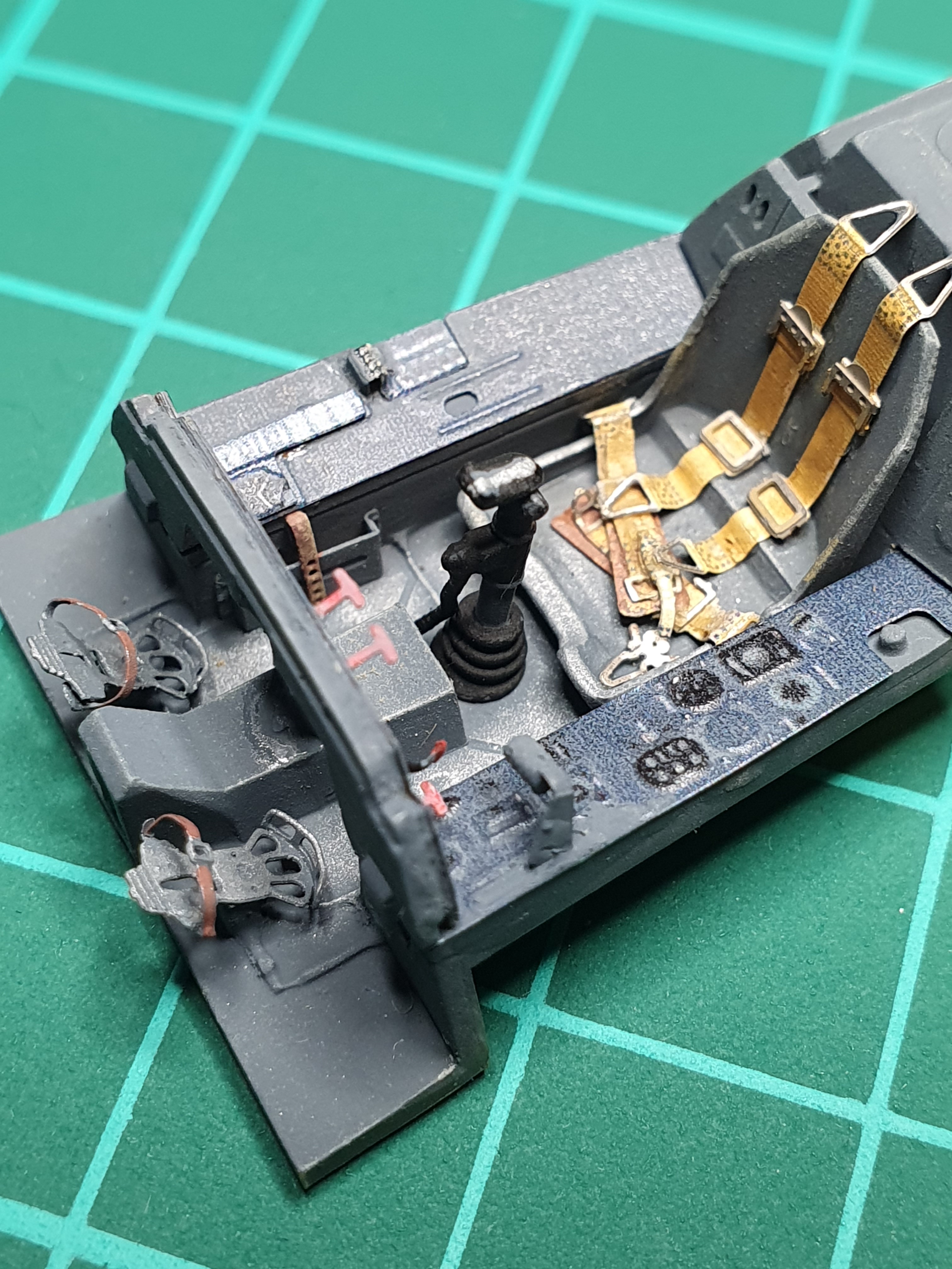 Exploring the Fw 190 Cockpit in 1/48 Scale
