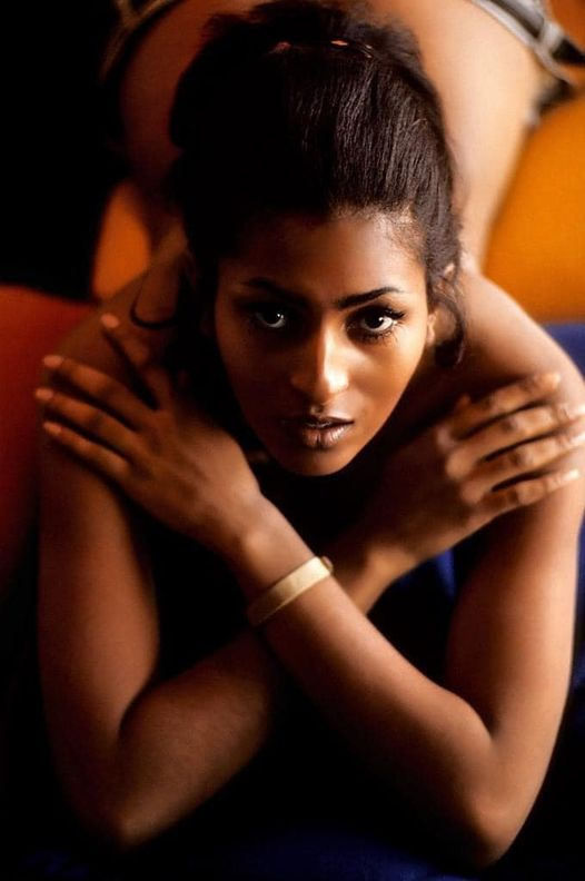 A stunning snapshot of Pam Grier captured by Russ Meyer in 1970