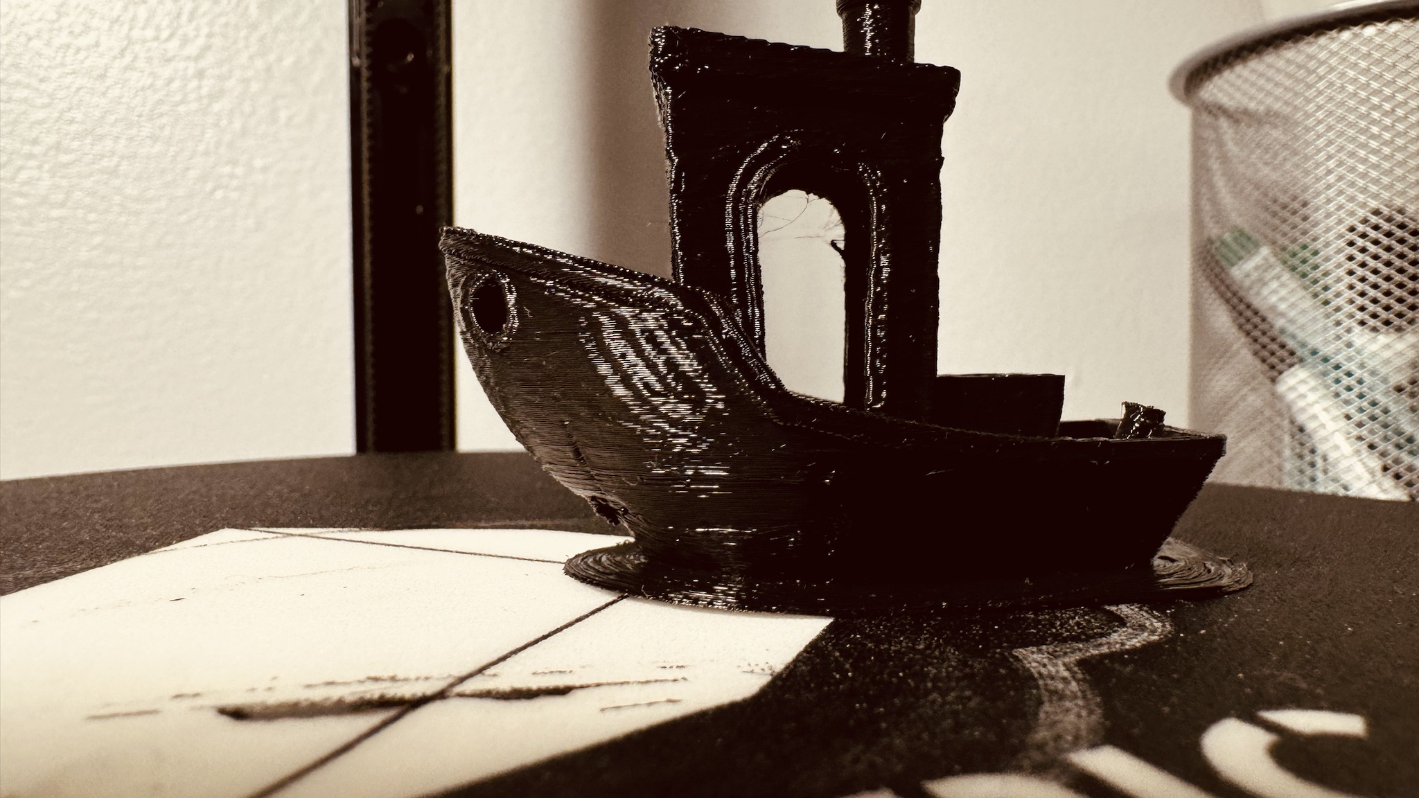 Analyzing the 3D Benchy Print: Diagonal Details and Improvement Suggestions