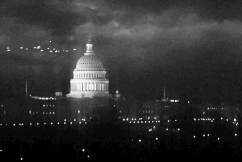 UFOs Over Washington, D.C. in 1952: Original Newsreel and Article