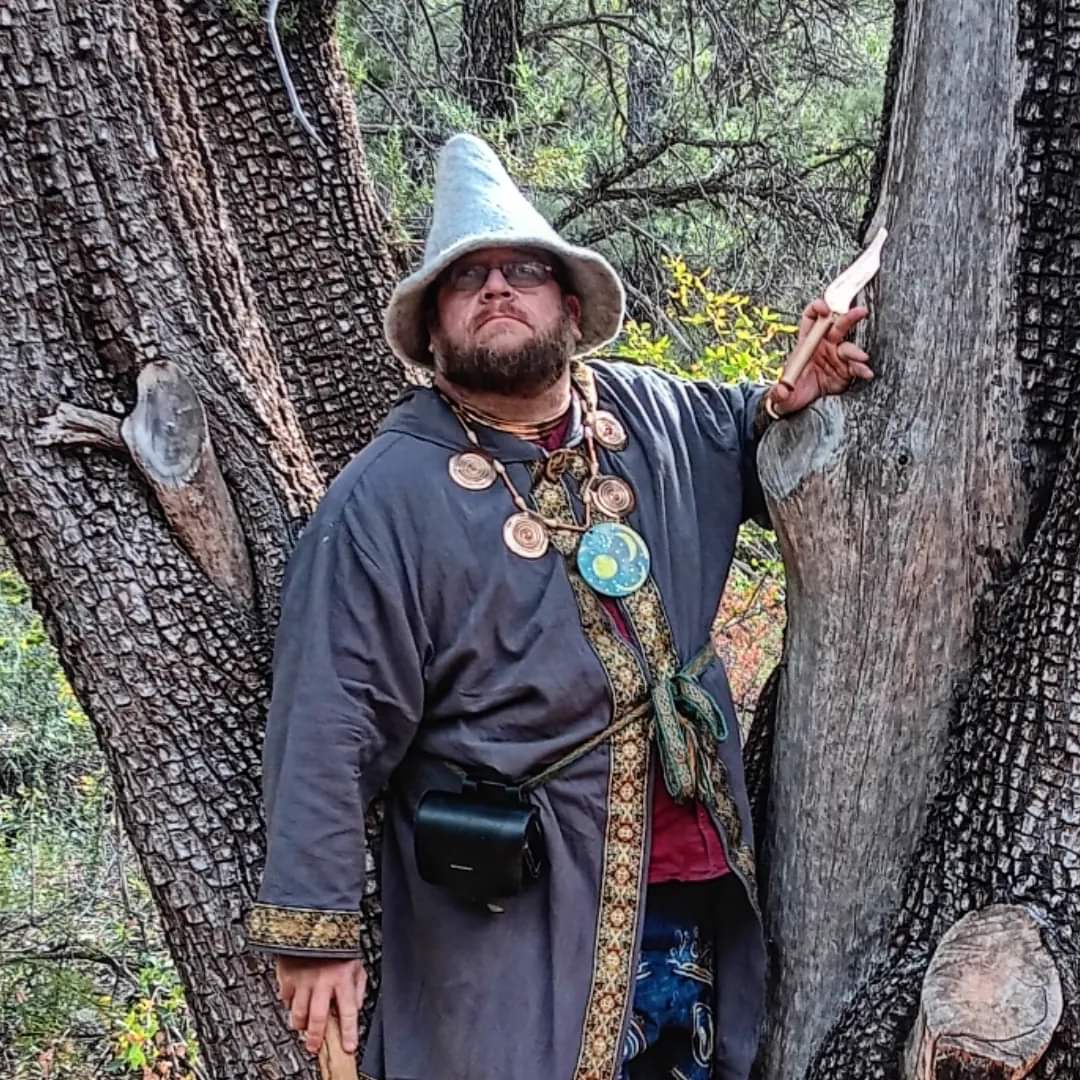 Crafting Historical Costumes for a Trophy Display