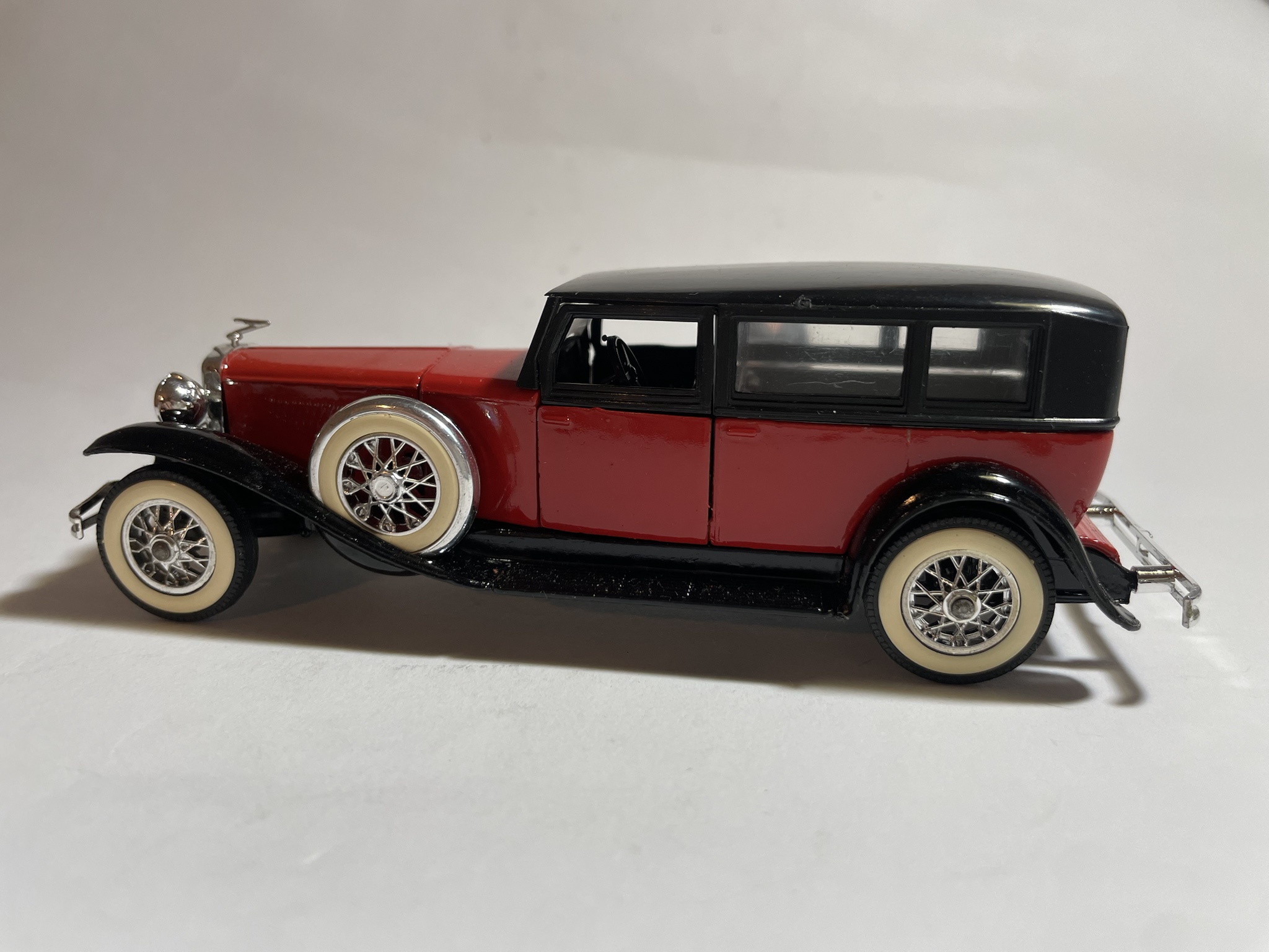 Duesenberg J Limousine 1931: A Classic Solido 1/43 Model