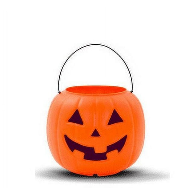 Classic Halloween Pumpkin Pail: Your Go-To Trick or Treat Companion
