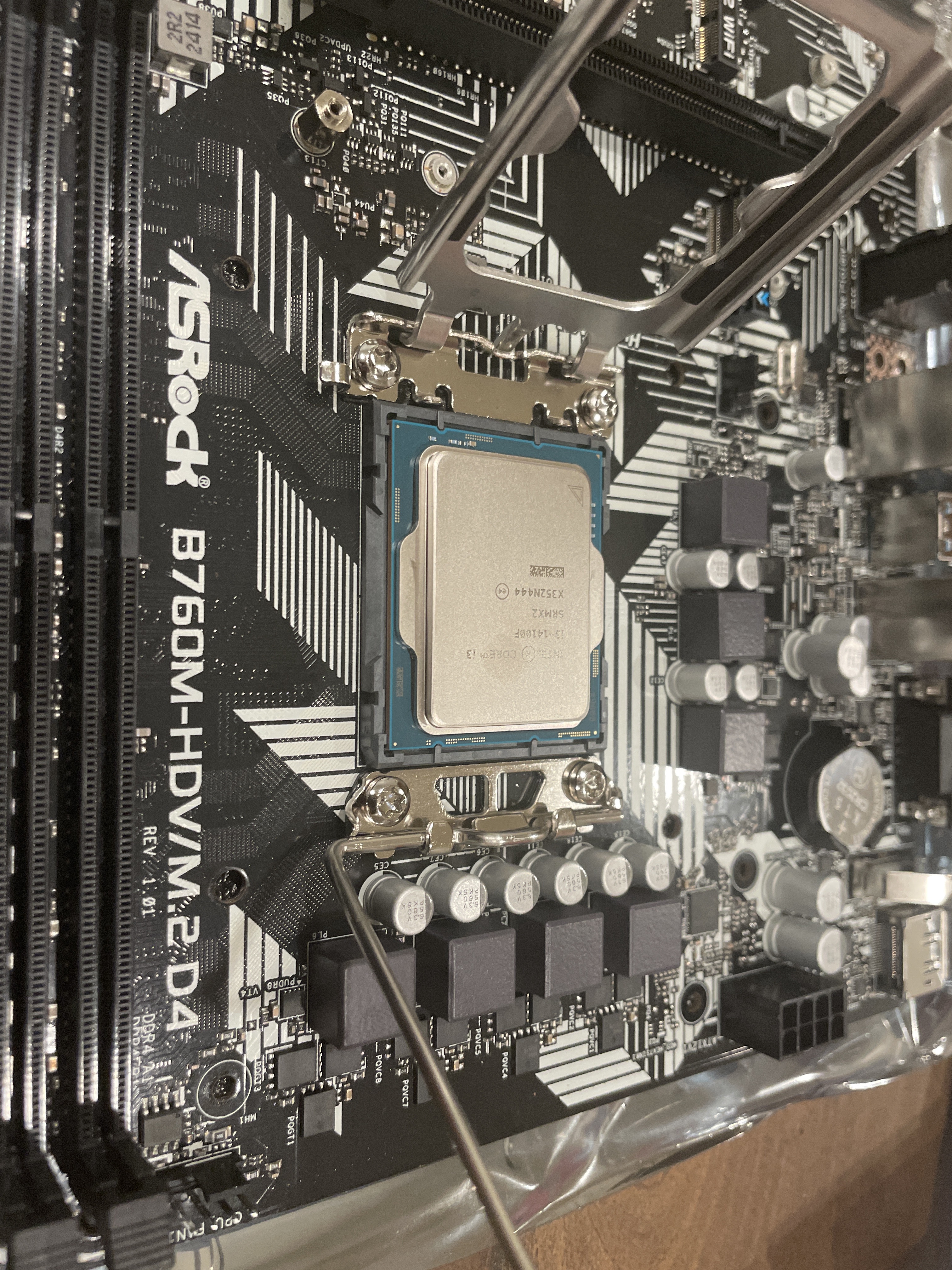 When your CPU just won't fit where it's supposed to
