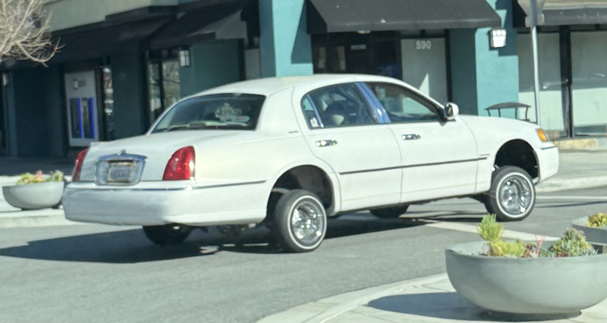 Check Out This Lincoln Town Car Low Rider!