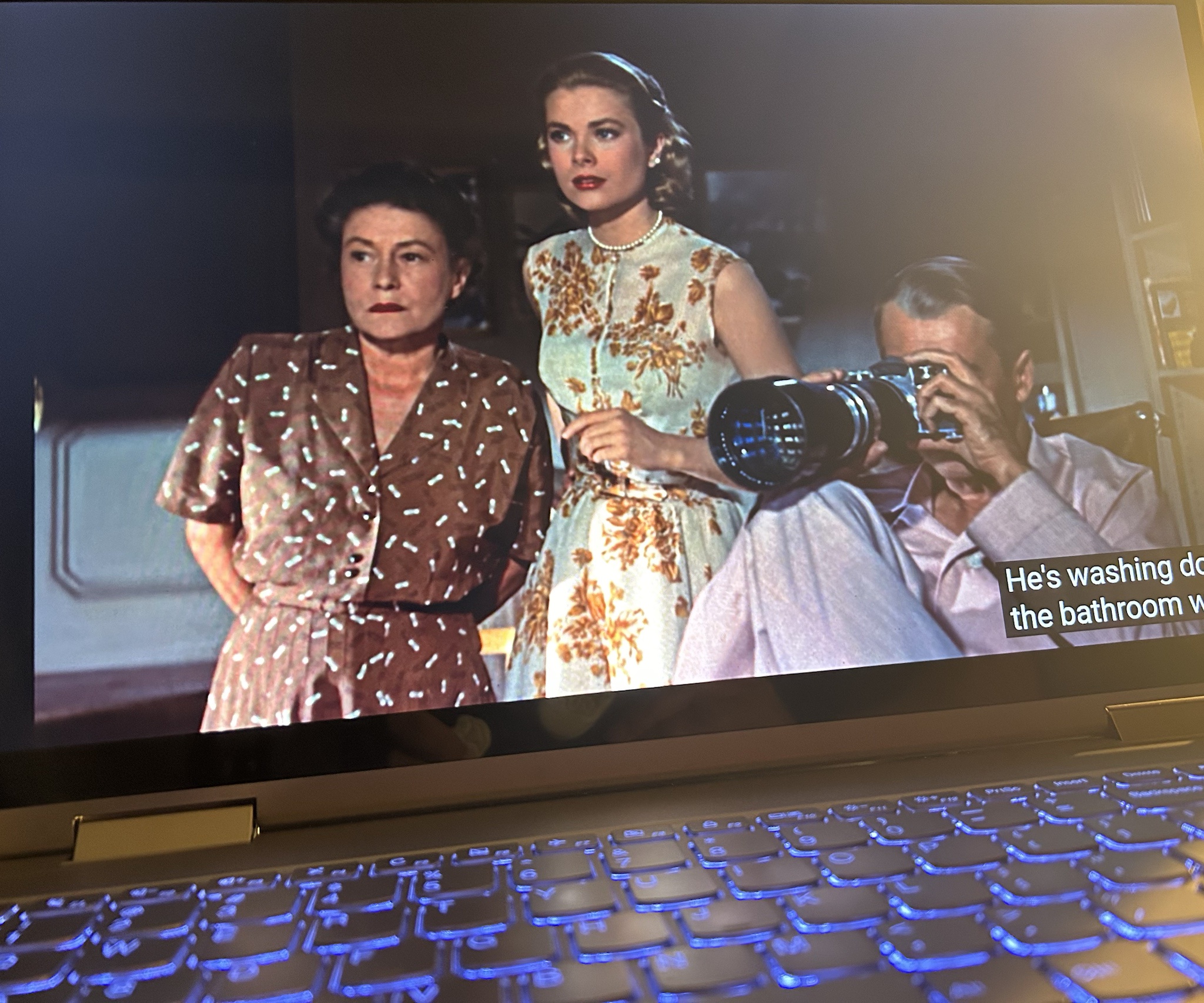 Chismosas: The Ultimate Movie Experience