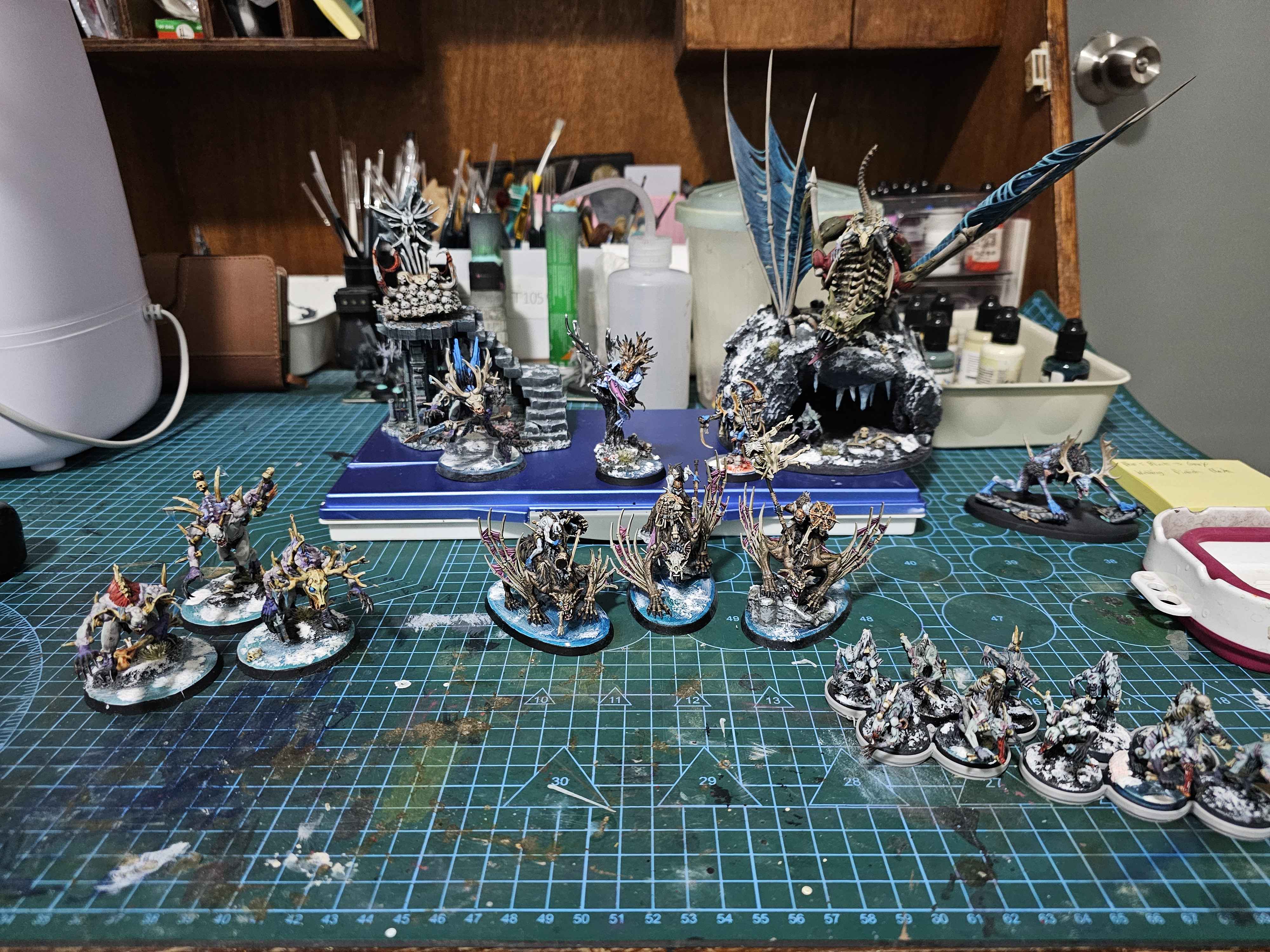 The Fearsome Frostgore Hunters in Action