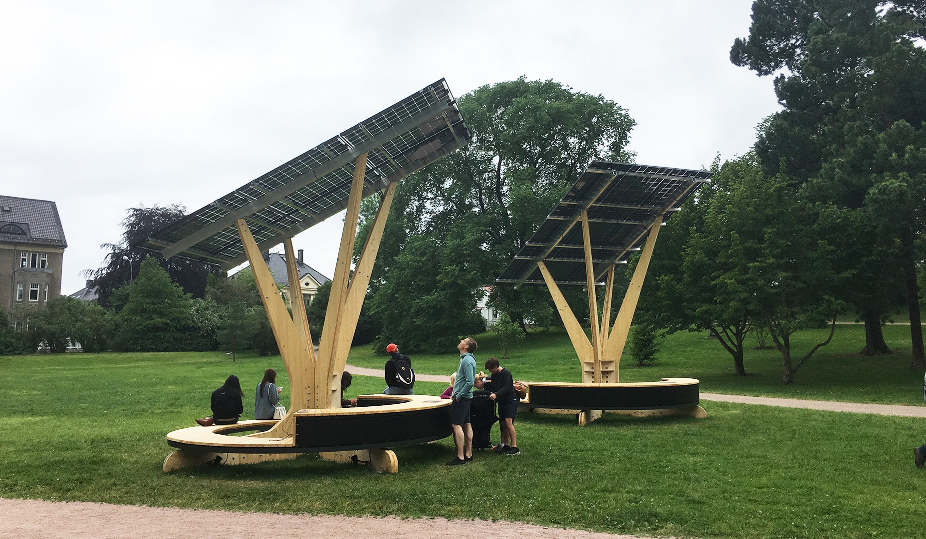 Solar Pain in Oslo: A Visual Exploration