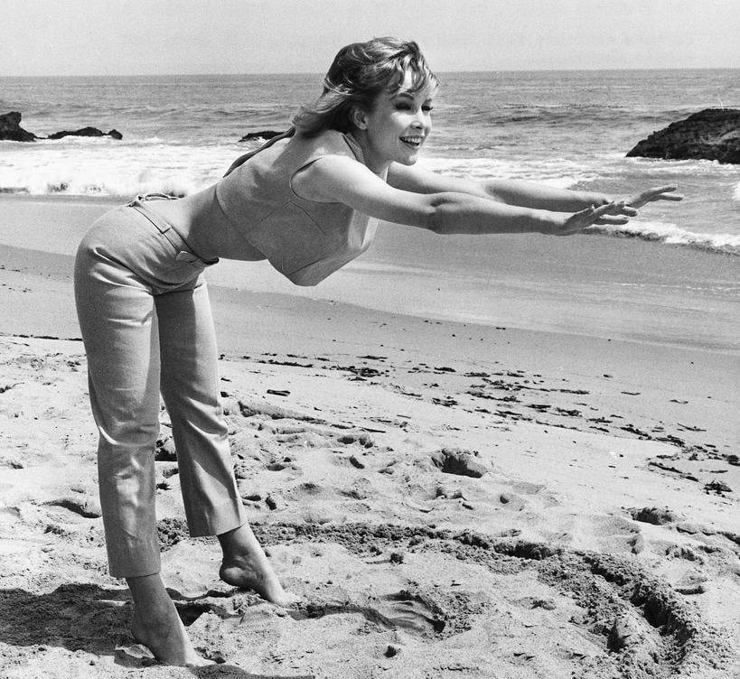 Barbara Eden: A Glimpse into the 1950s