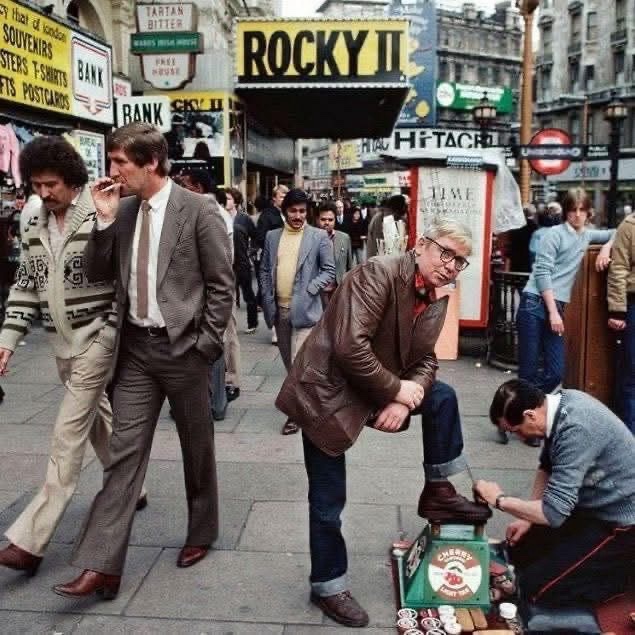 A Glimpse of London in 1979: Nostalgic Moments Captured