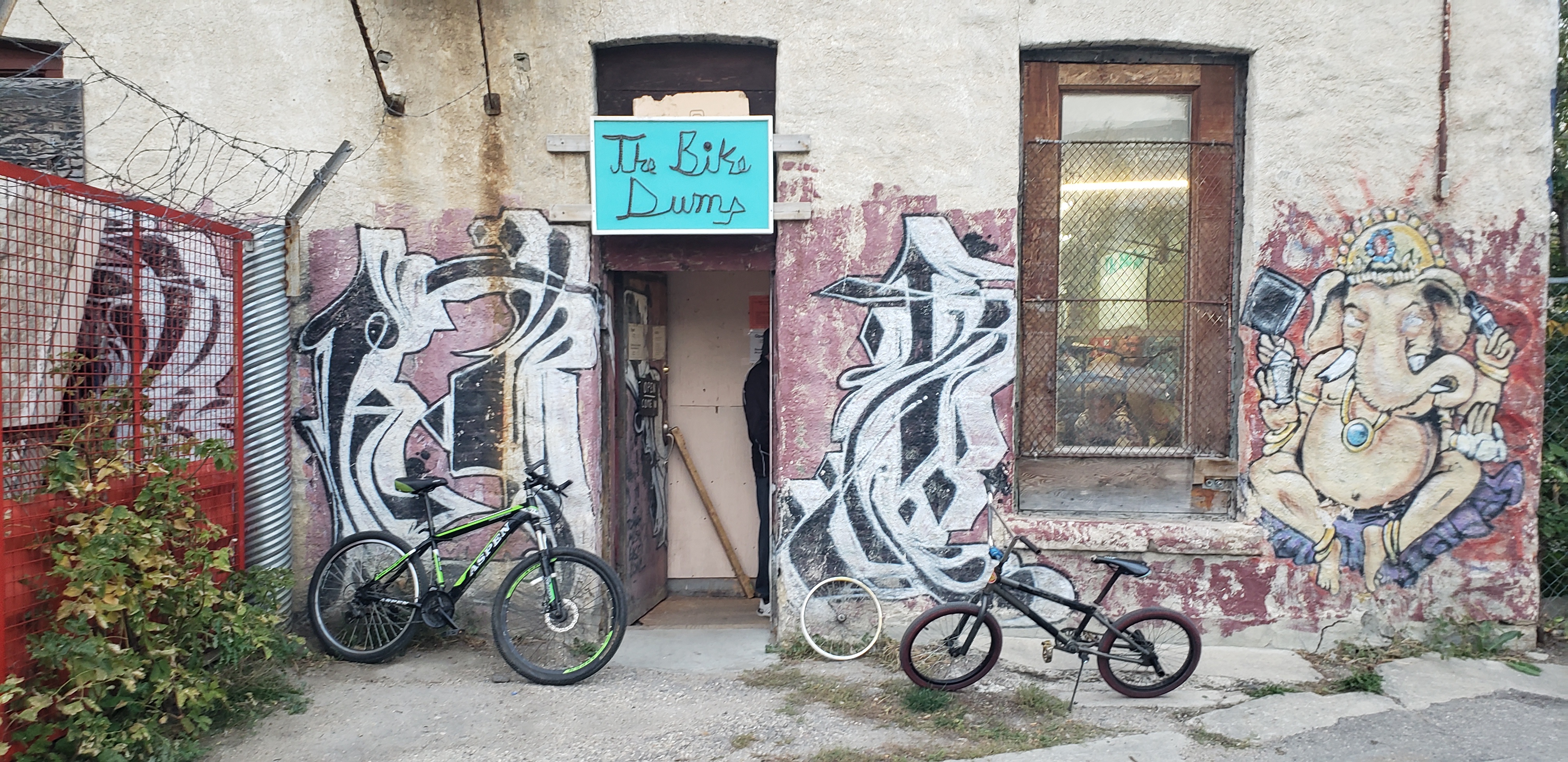 Exploring Winnipeg's Bike Coops: The Bike Dump and W.R.E.N.C.H. Experience