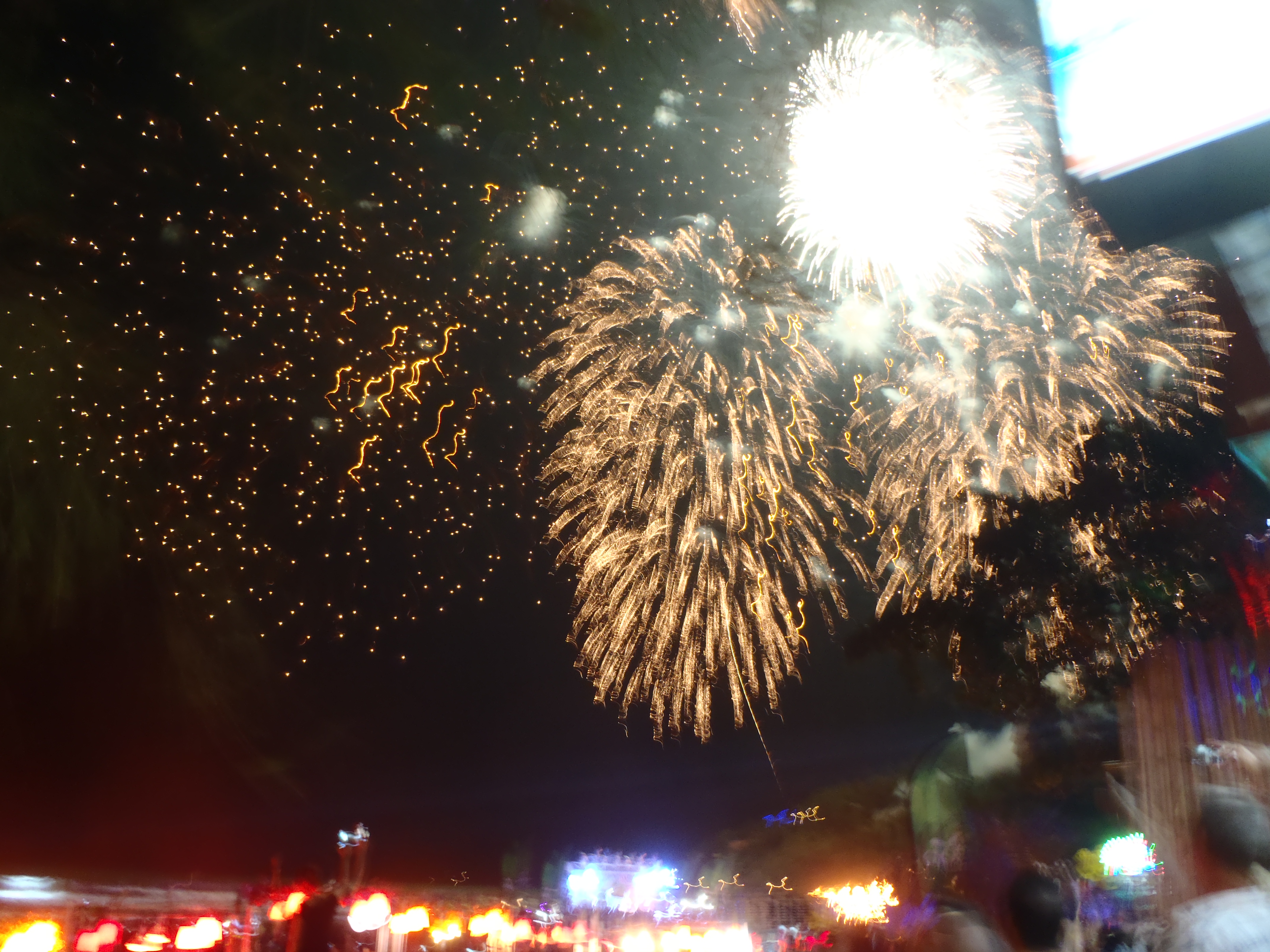 Experience the Magic of Koh Pha Ngan's Full Moon Party!