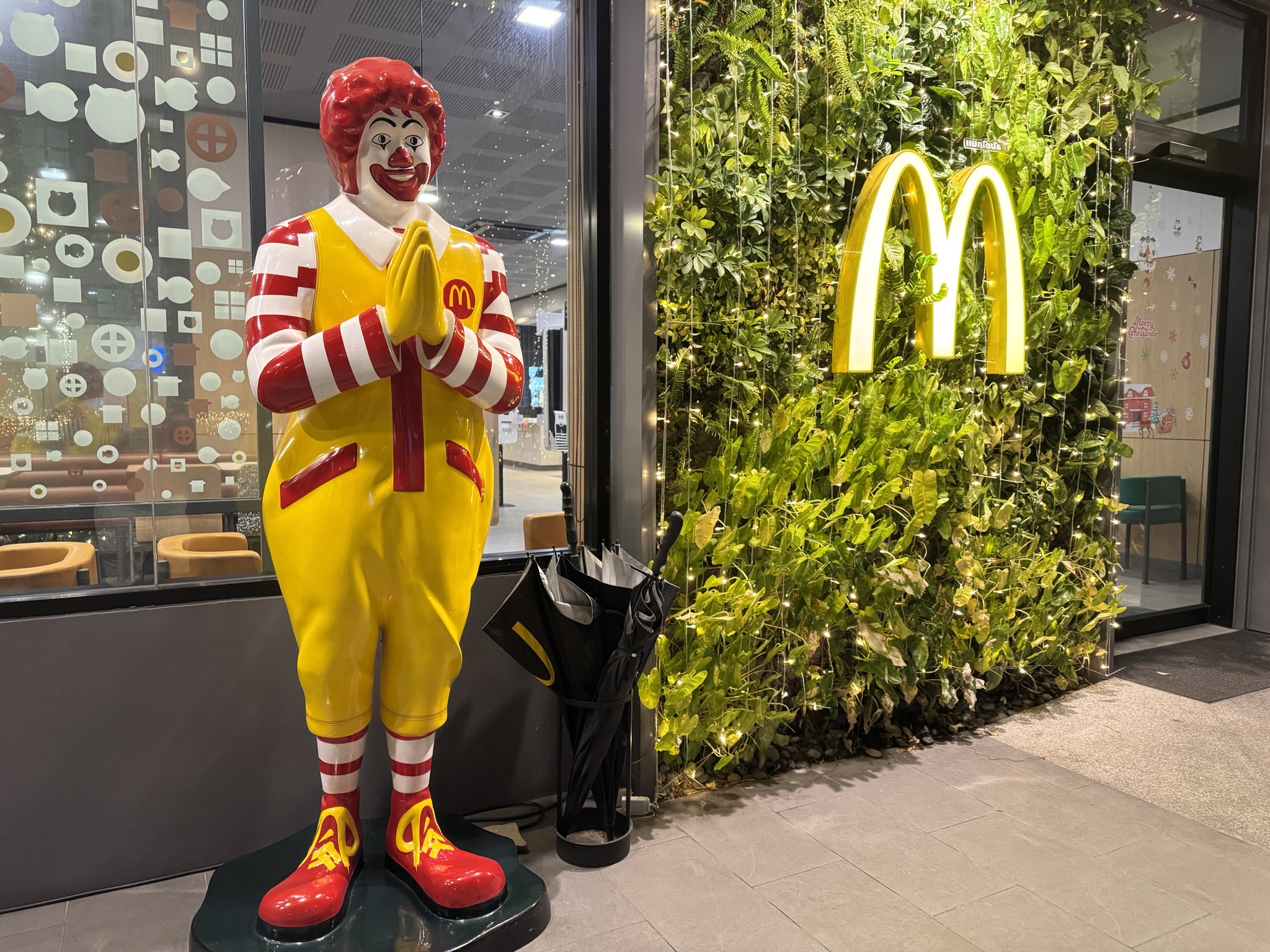 Breakfast at a McDonald's in Bangkok