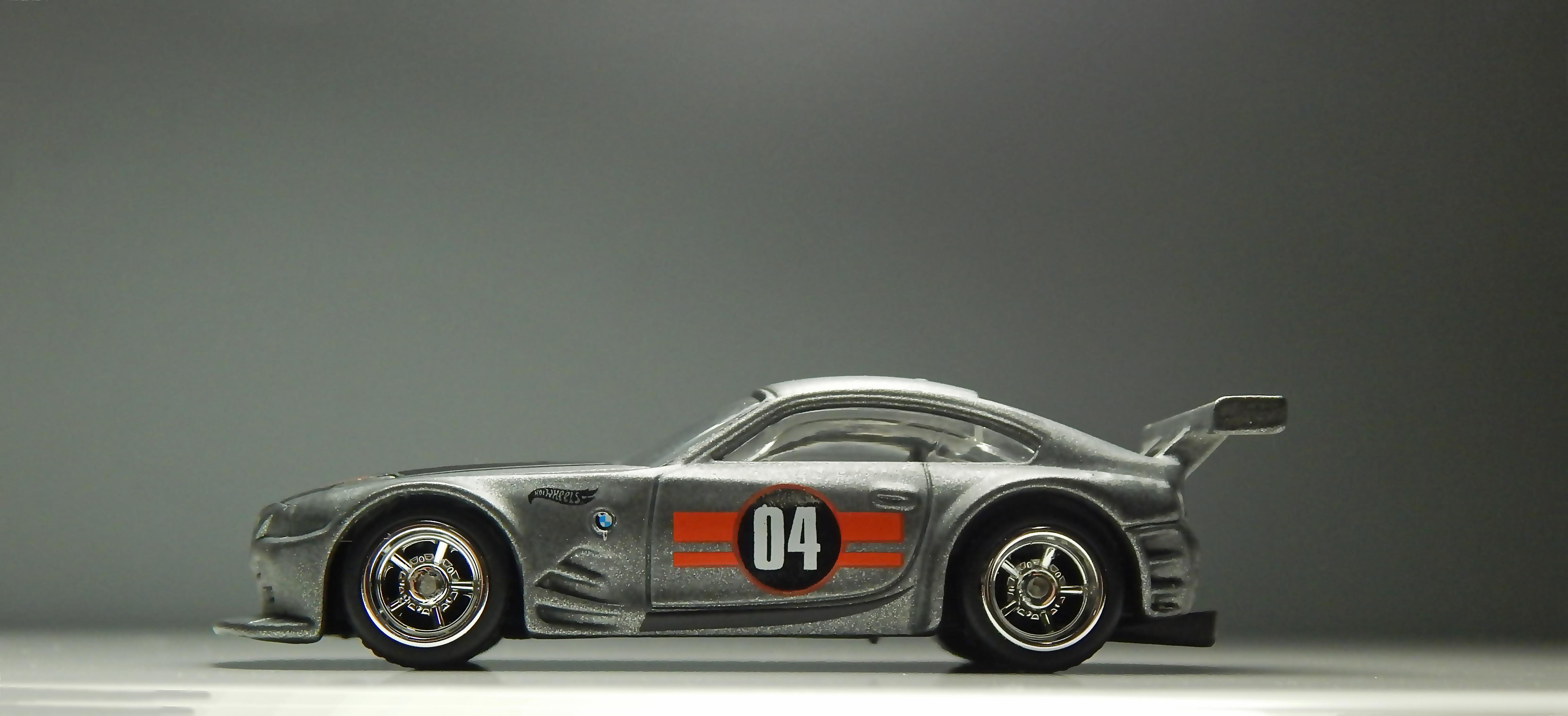 Revamped Hot Wheels BMW Z-4 with a Stylish Wheel Swap