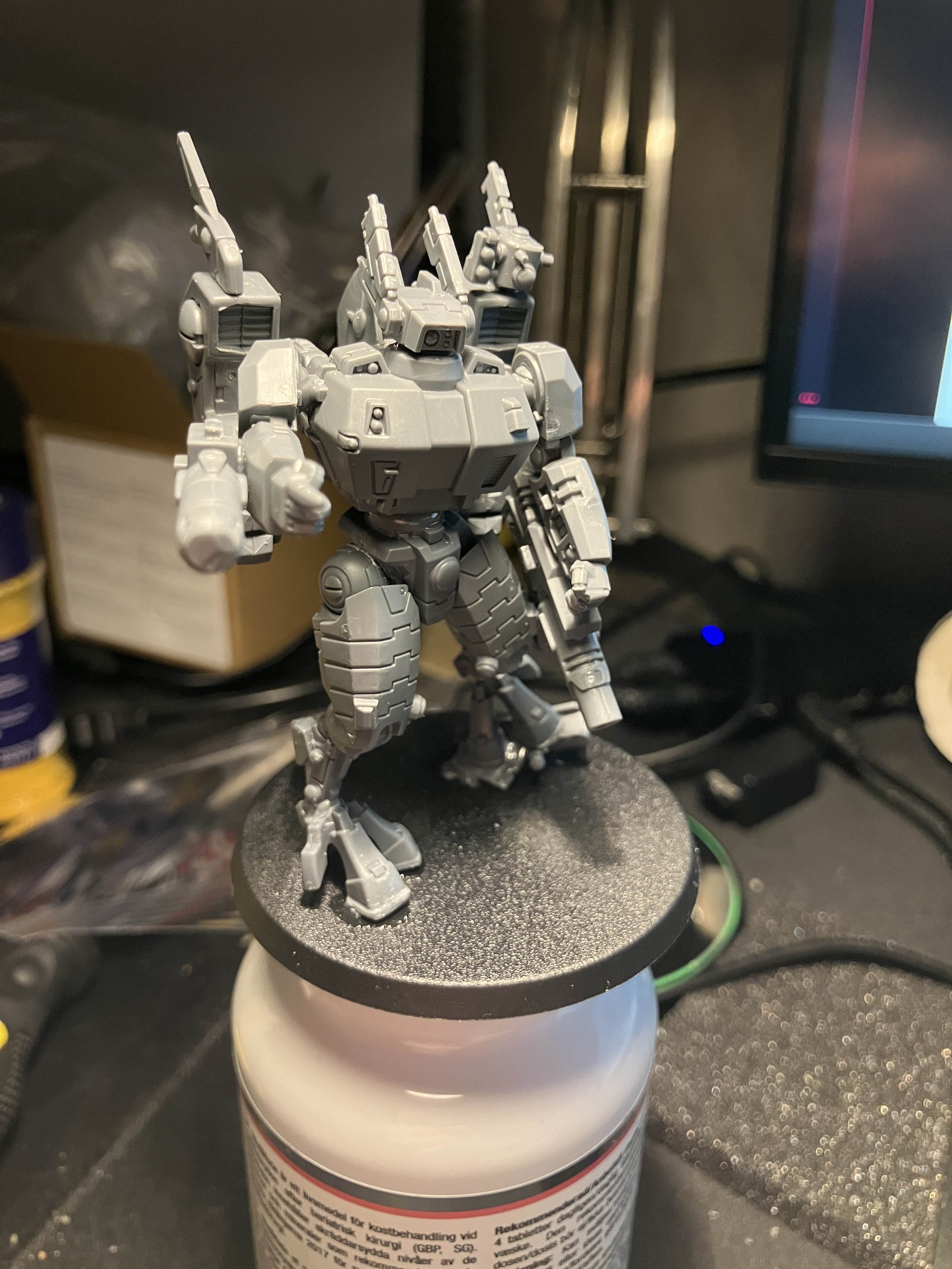 T'au Empire Combat Patrol: Commander and Devilfish in Progress!