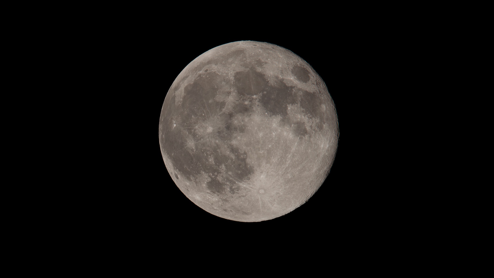 A Hunter's Spectacular Supermoon Experience