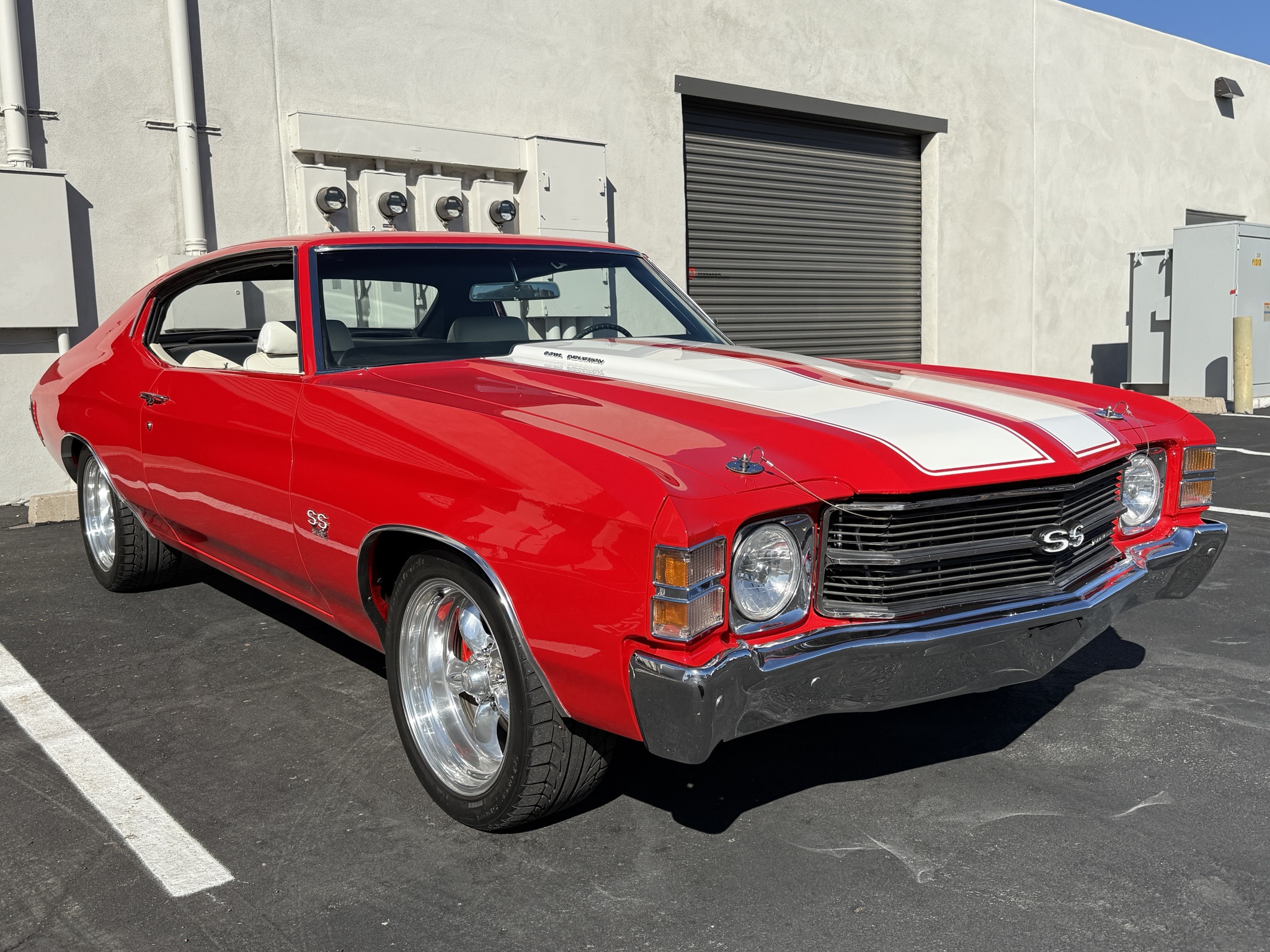 Images of the Stunning 1971 Chevelle SS Restomod