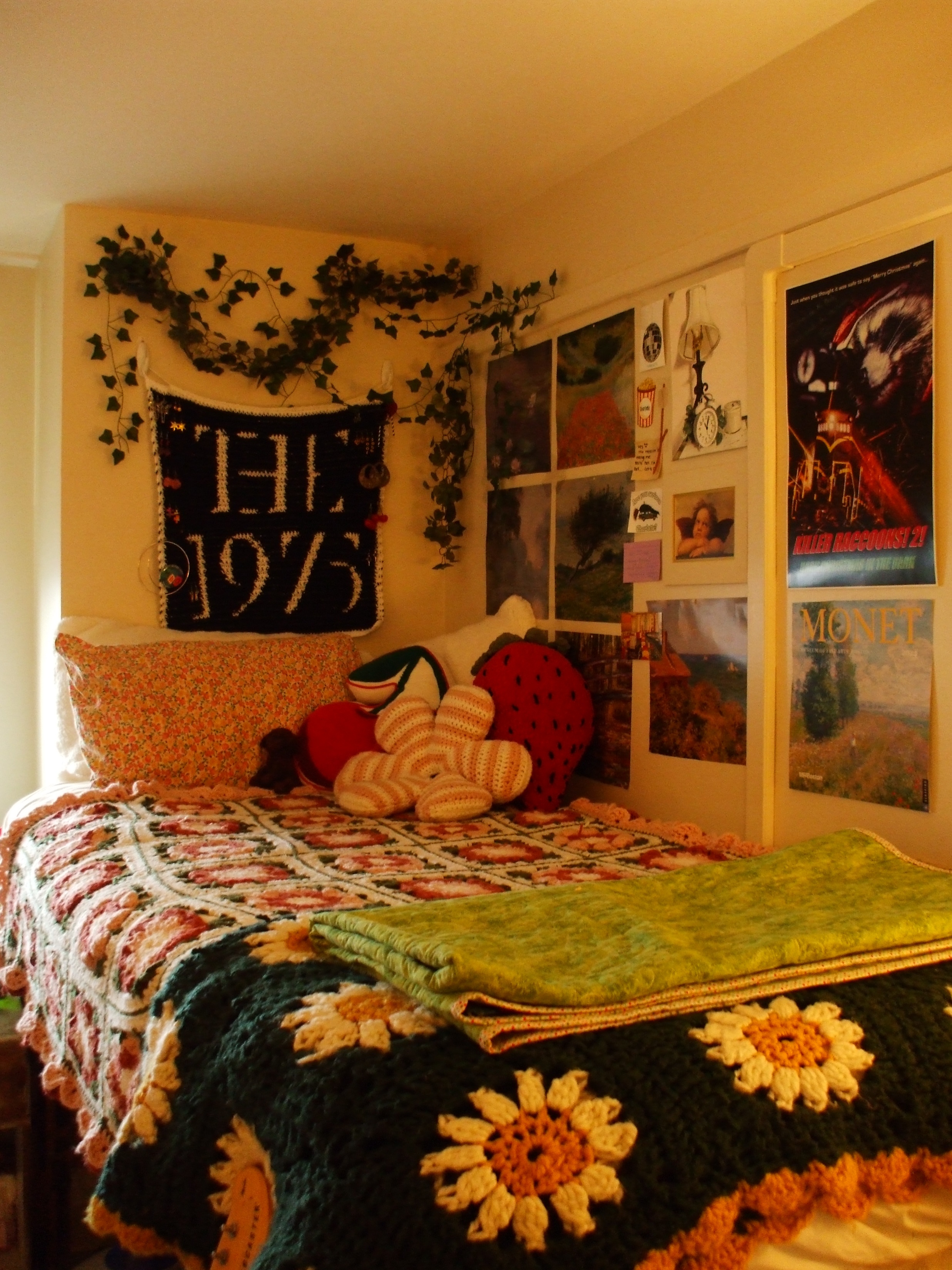 Check Out These Dorm Room Snapshots