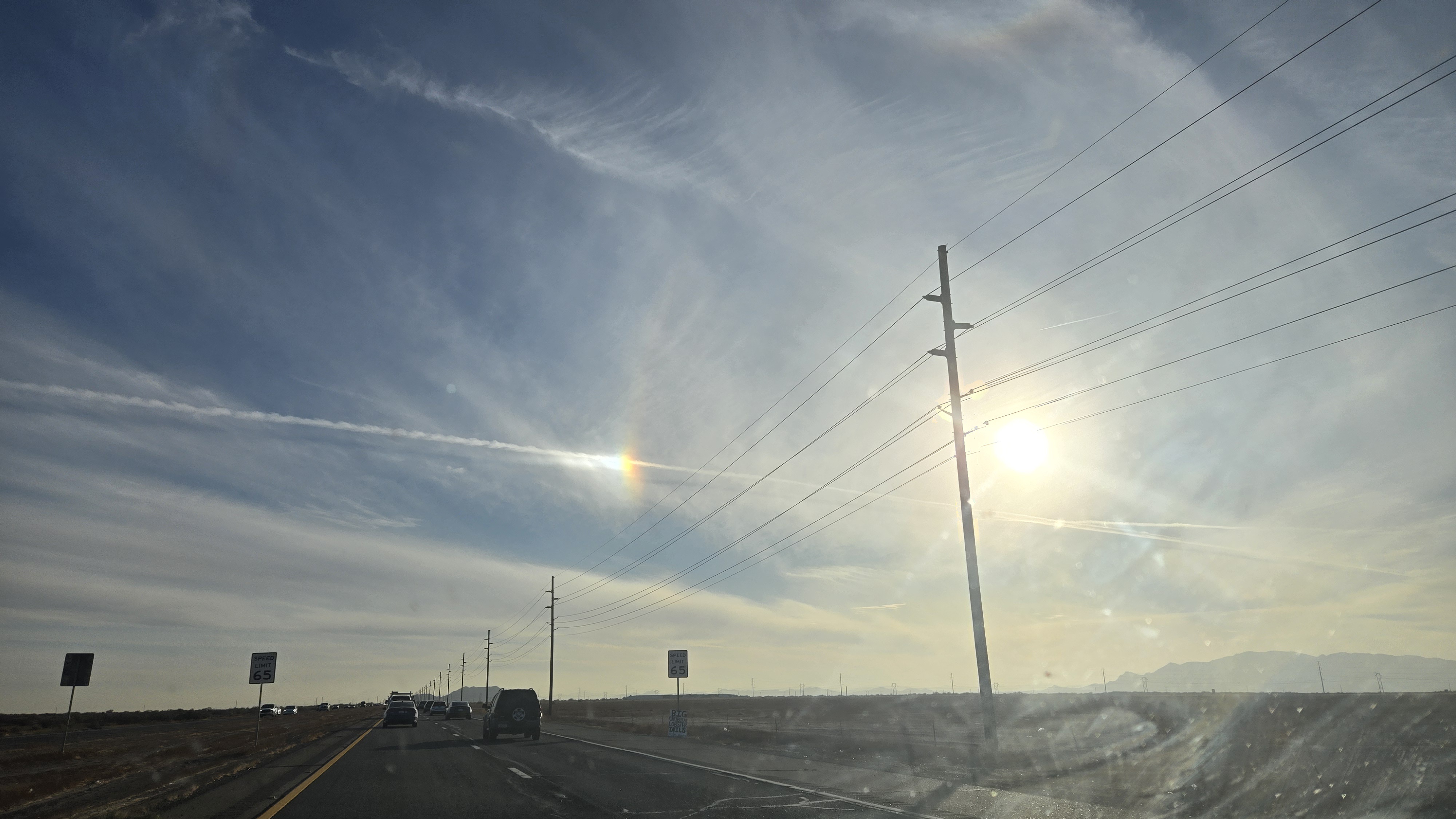 Stunning Sky Refraction Resembling Bright Meteors Captured in Arizona on 12/31/2024