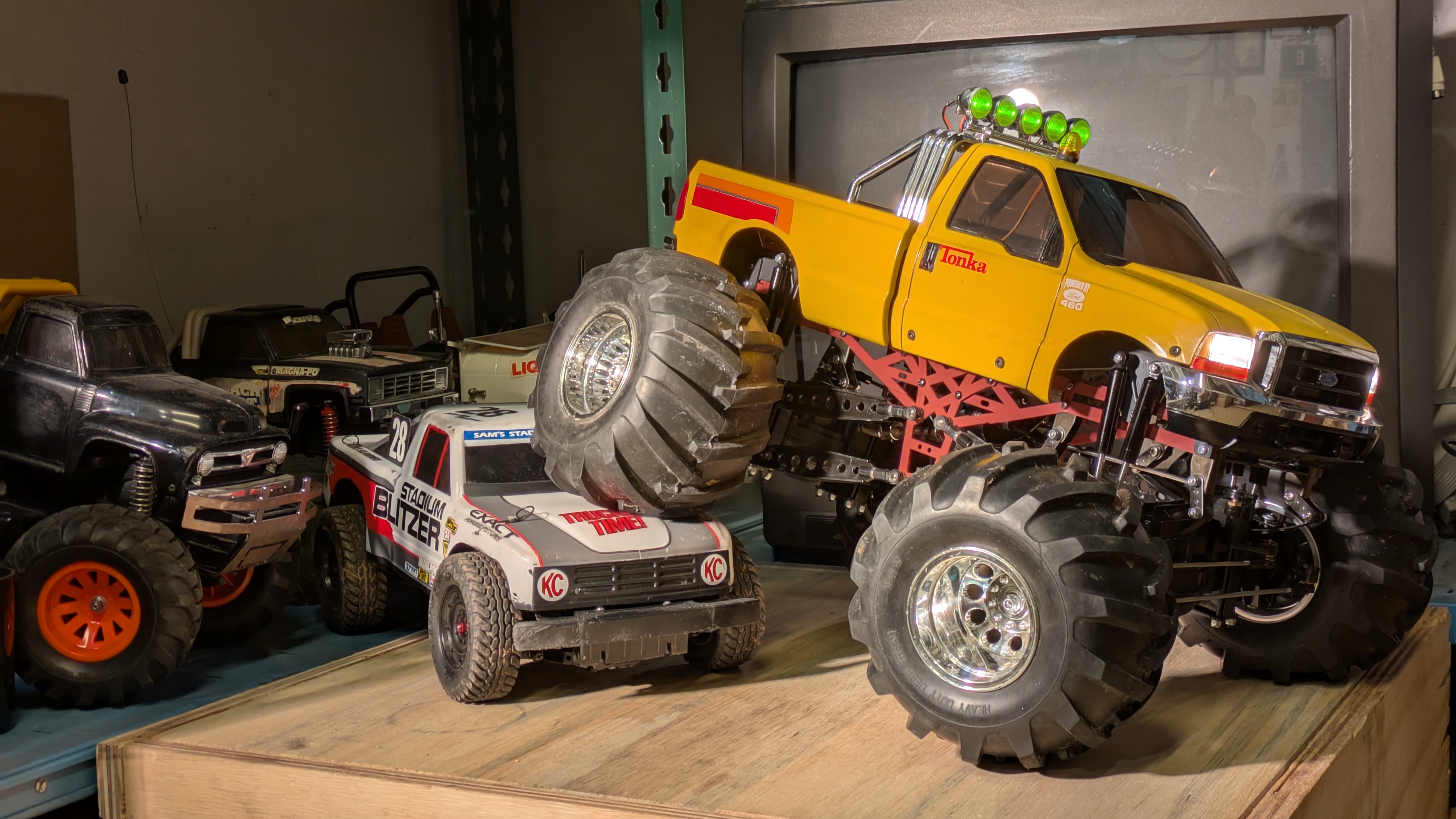 Revamped R/C Tamiya Juggernaut: A Rebuild Journey