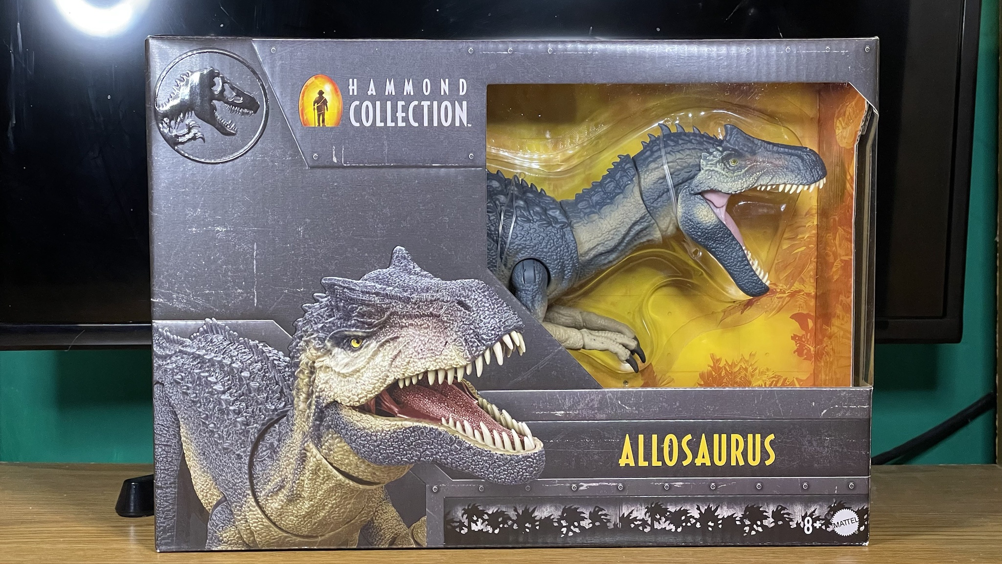 Introducing the Impressive Hammond Collection Allosaurus