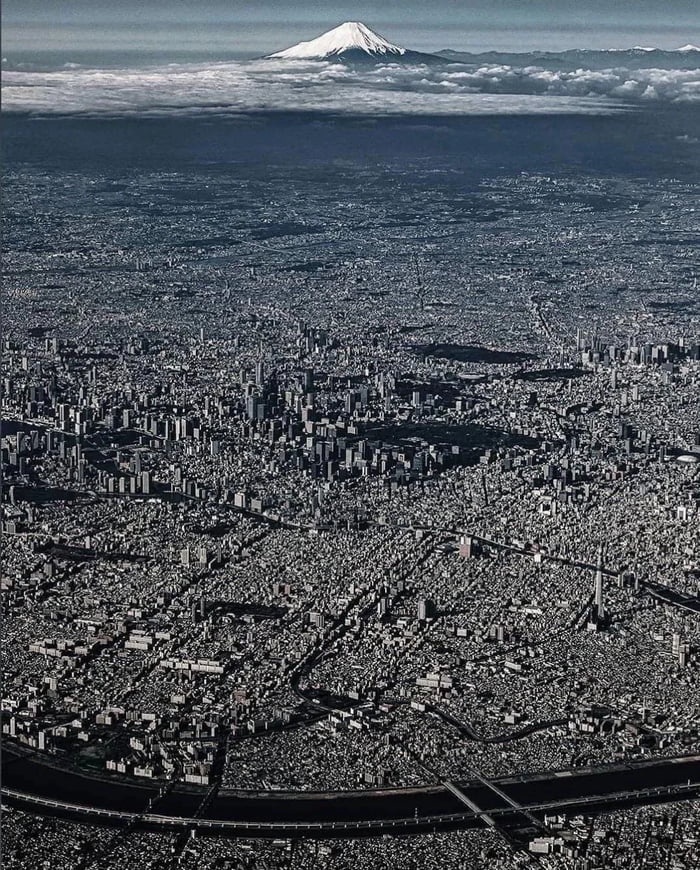 From Town to City to Metropolis: The Journey of Tokyo