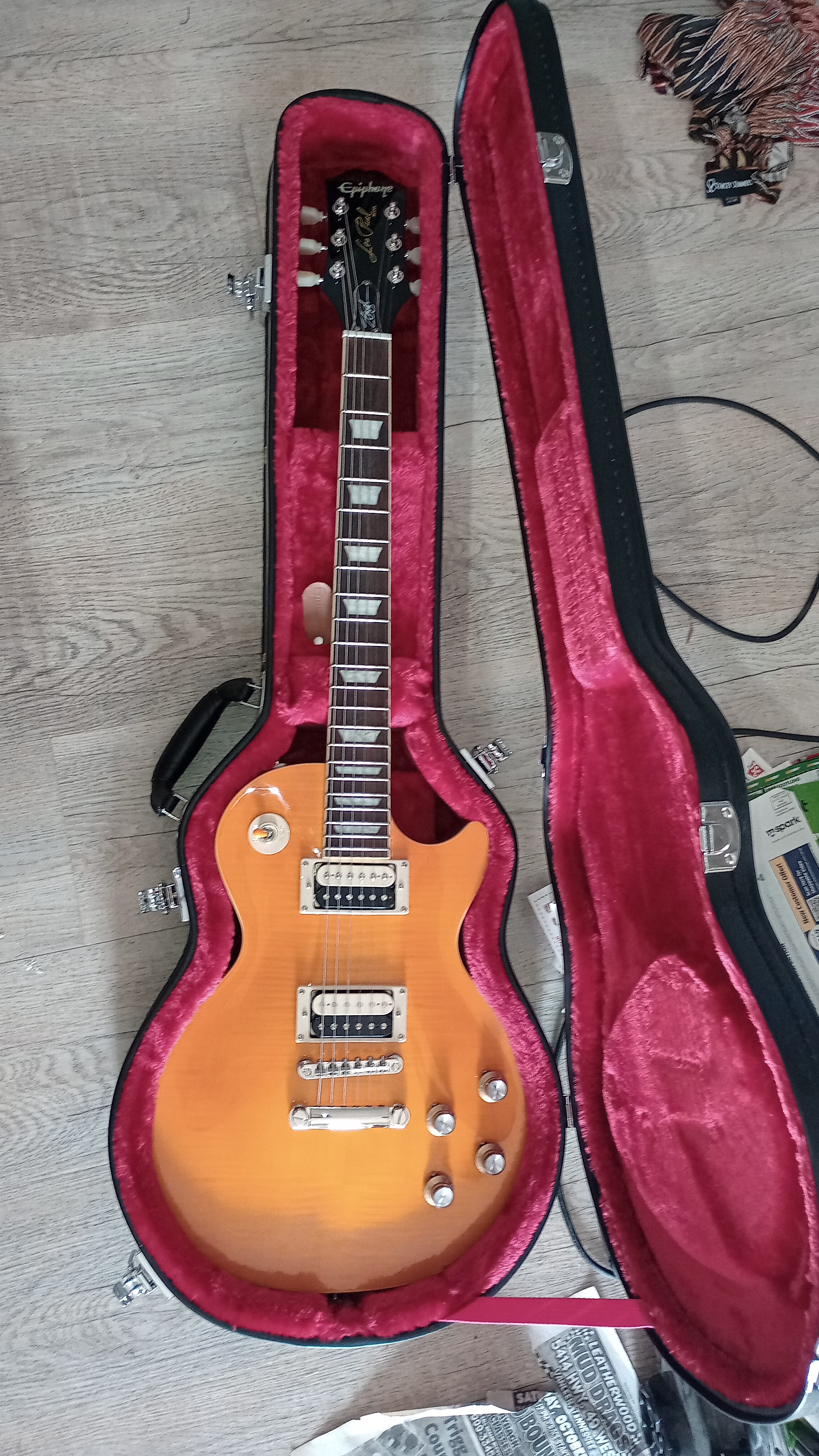 Rocking Out with the Epiphone Slash Les Paul