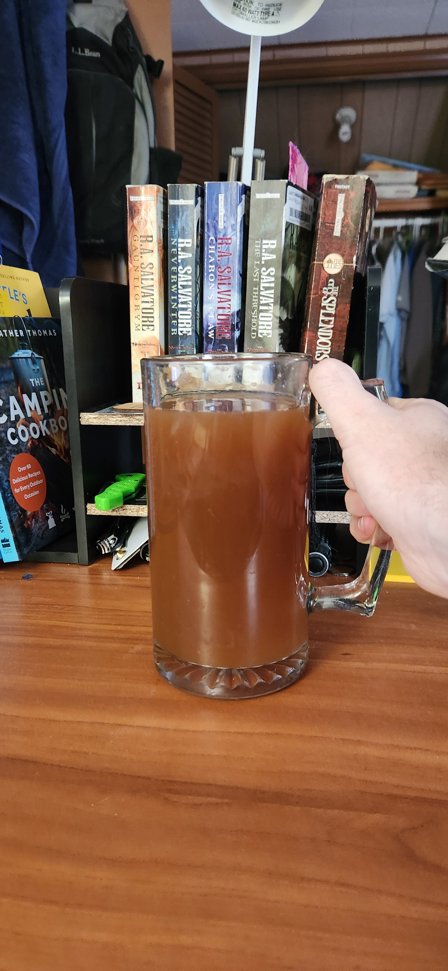 Cozy Up with a Warm Drink: Perfect for Reading in Cold Weather