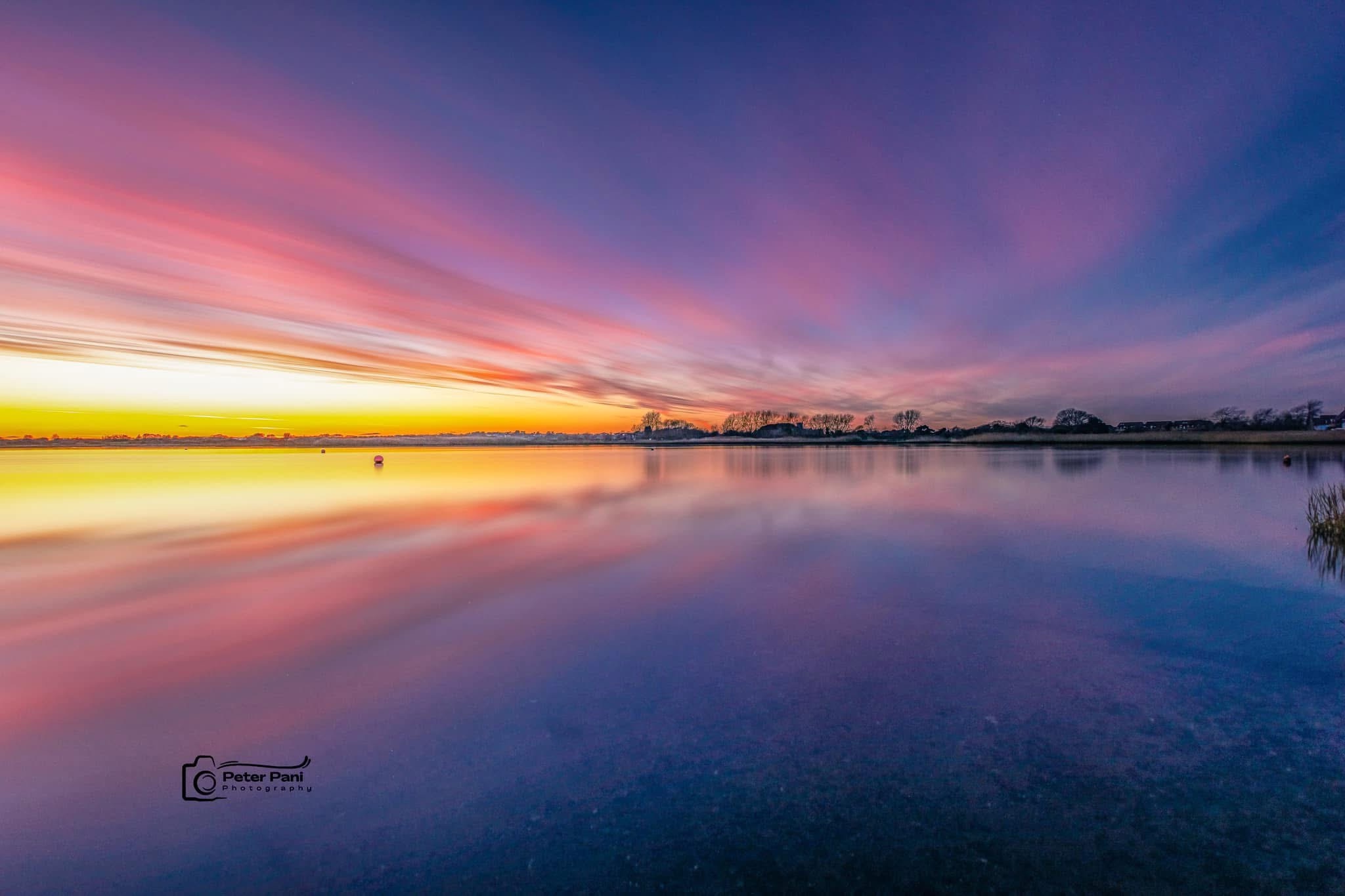 Stunning Sunset: The Day's Beautiful Goodbye