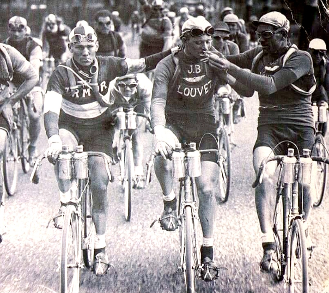 Sharing a Cigarette During the 1920 Tour de France: A Moment in Time