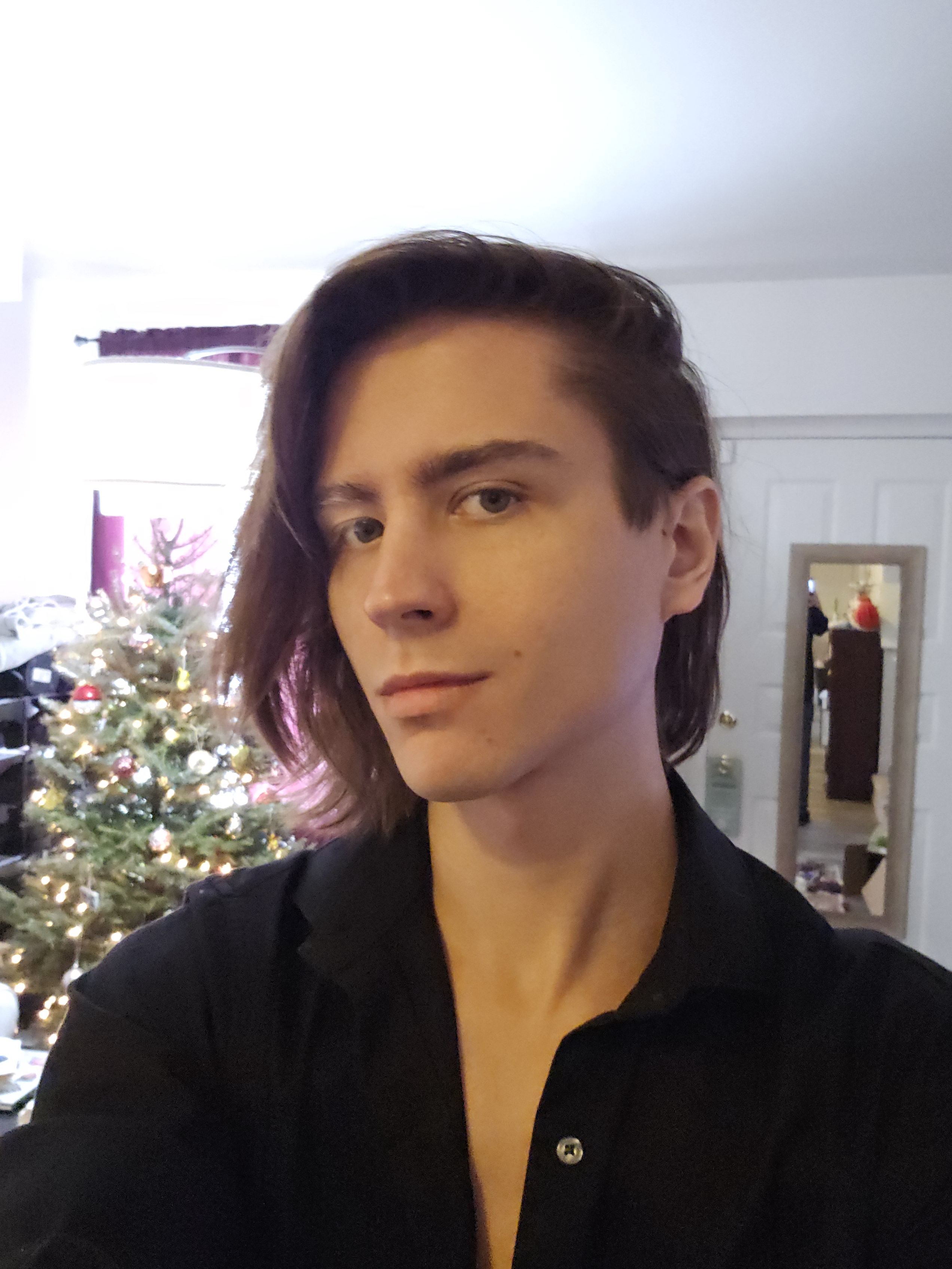Christmas Selfie Fun: Now Featuring Extra Memes!