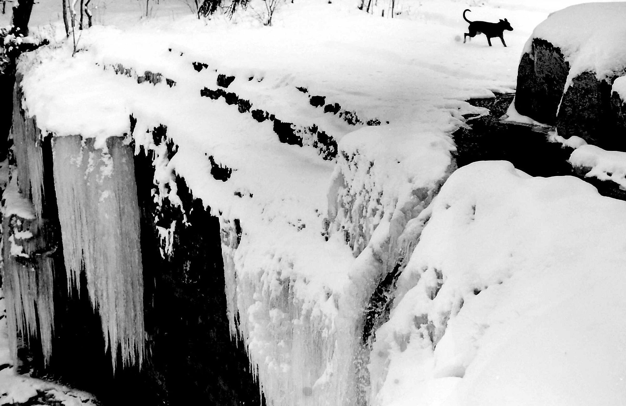 Zigging through the breathtaking High Falls