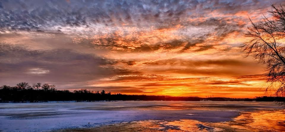 Capturing the beauty of a Sunset