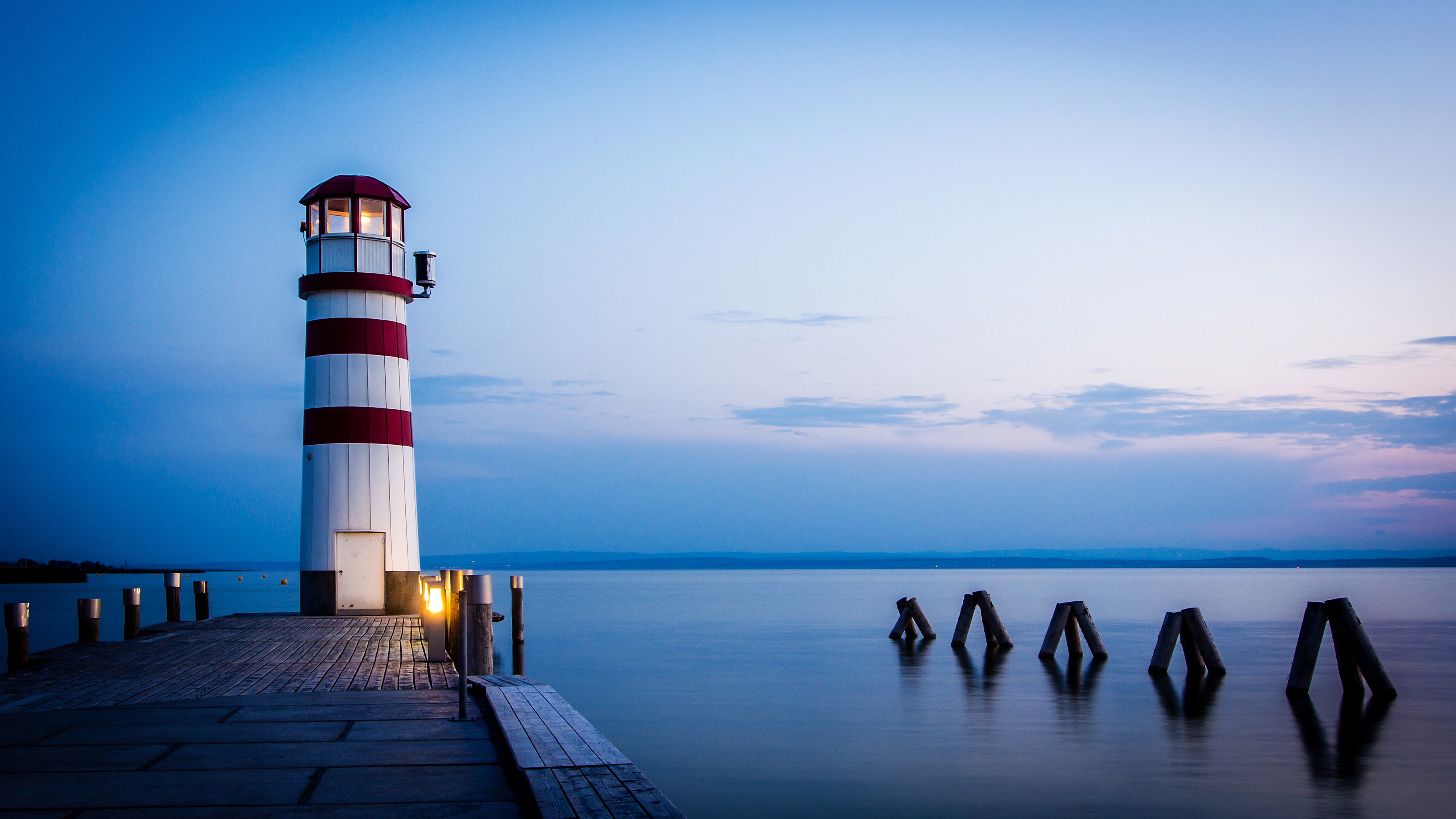 Illuminating the Lakeside with Beauty