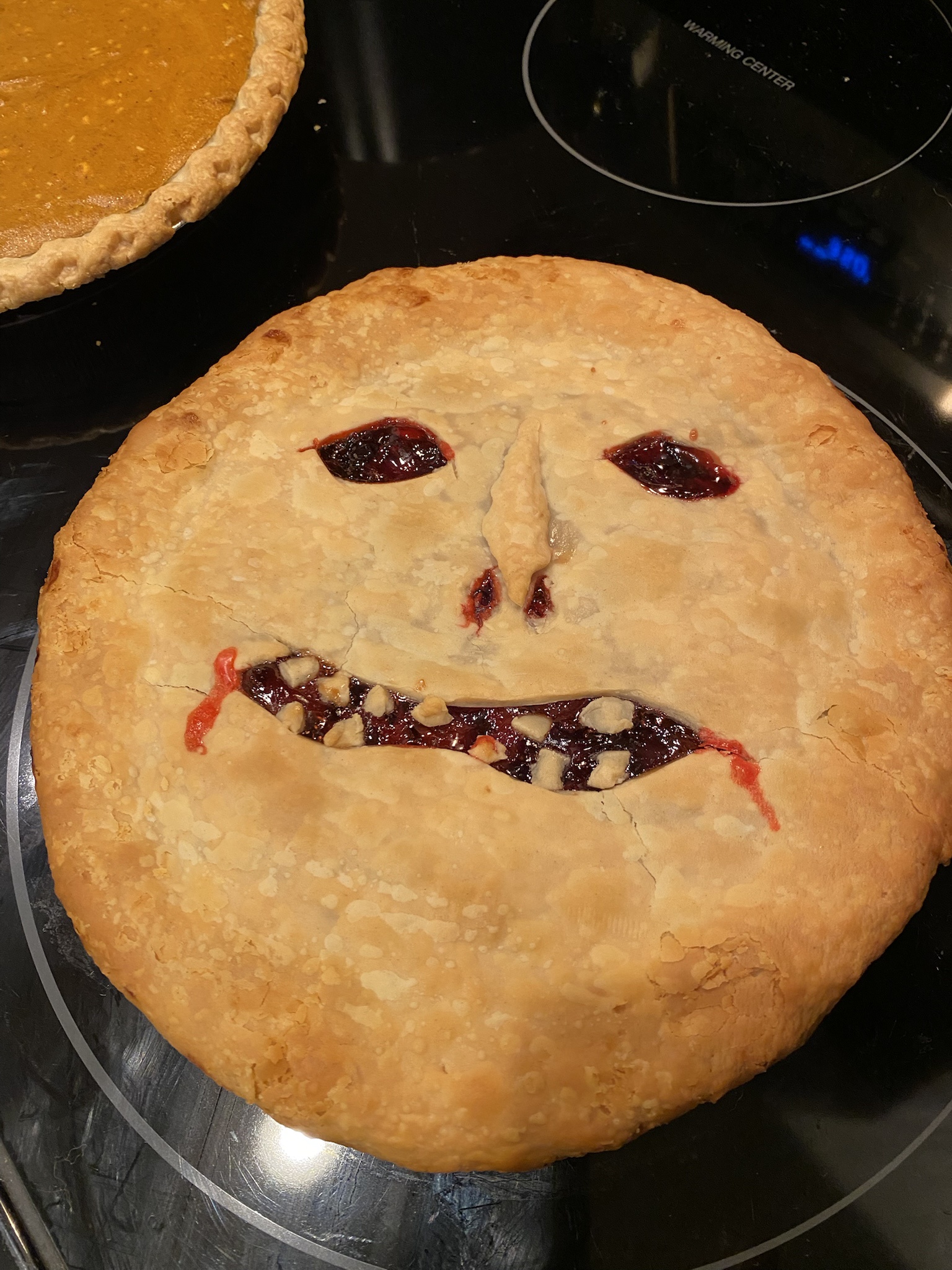 Get Ready for a Spooktacular Halloween Pie Face!