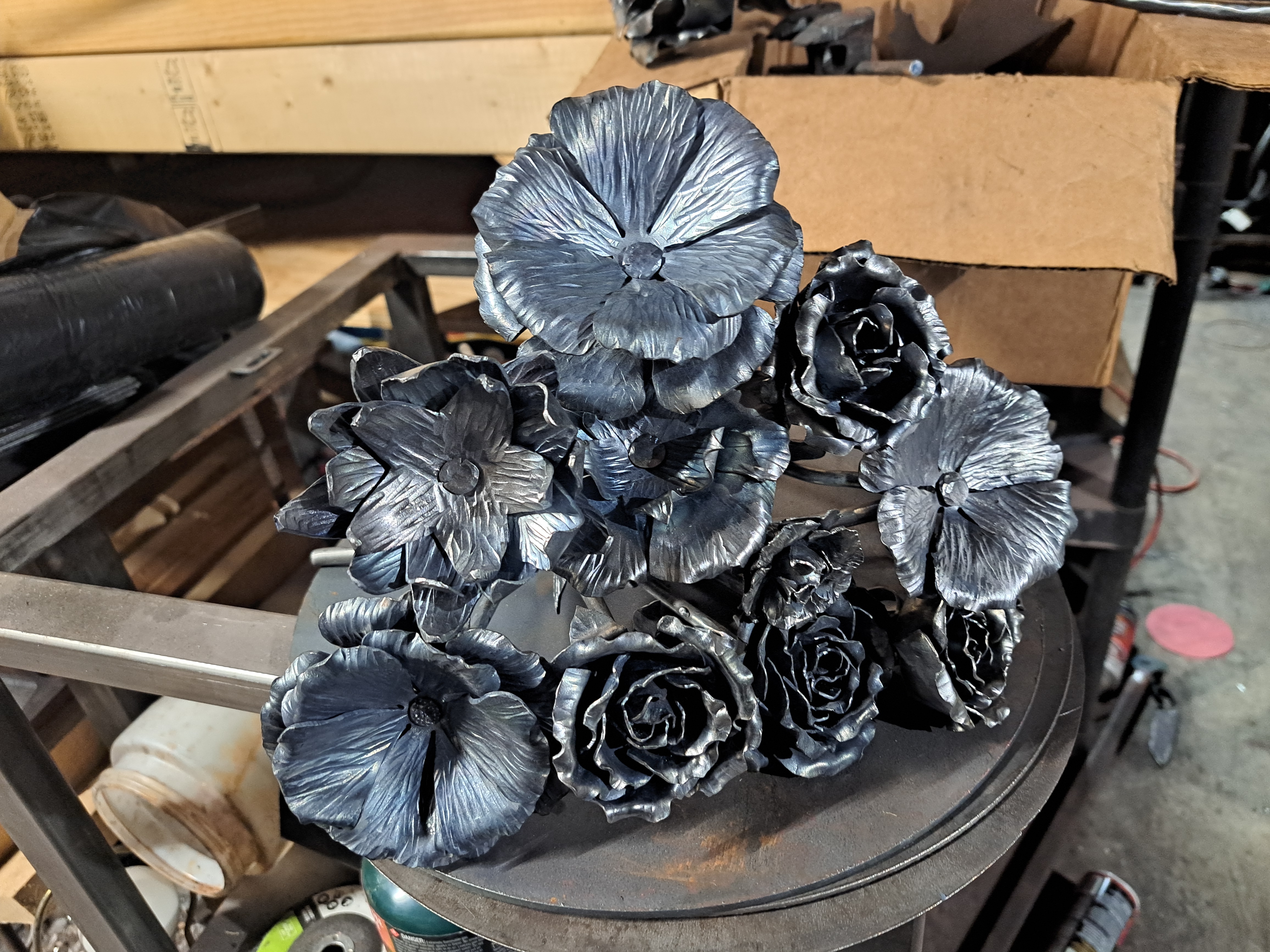 Just 2 days left until the Christmas Craft Fair! I've wrapped up forging and cleaning, now it's time to paint and finish my pieces.