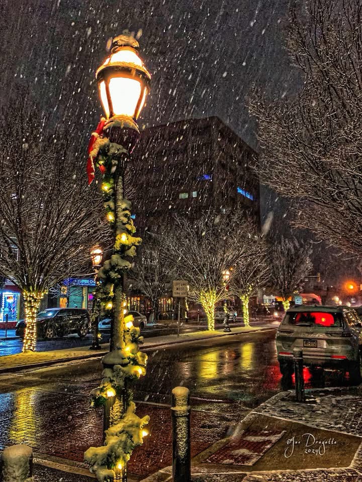 The mysterious streetlamp that lights up the night.