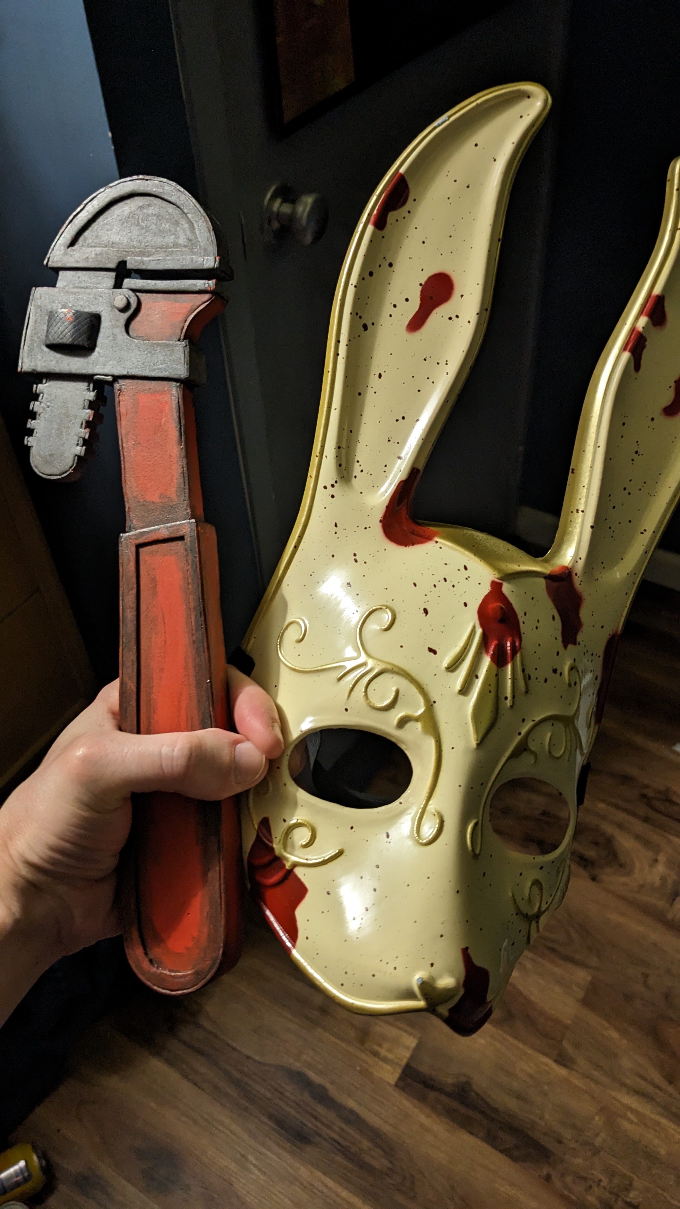 Crafting the Perfect Splicer Costume: Essential Pieces