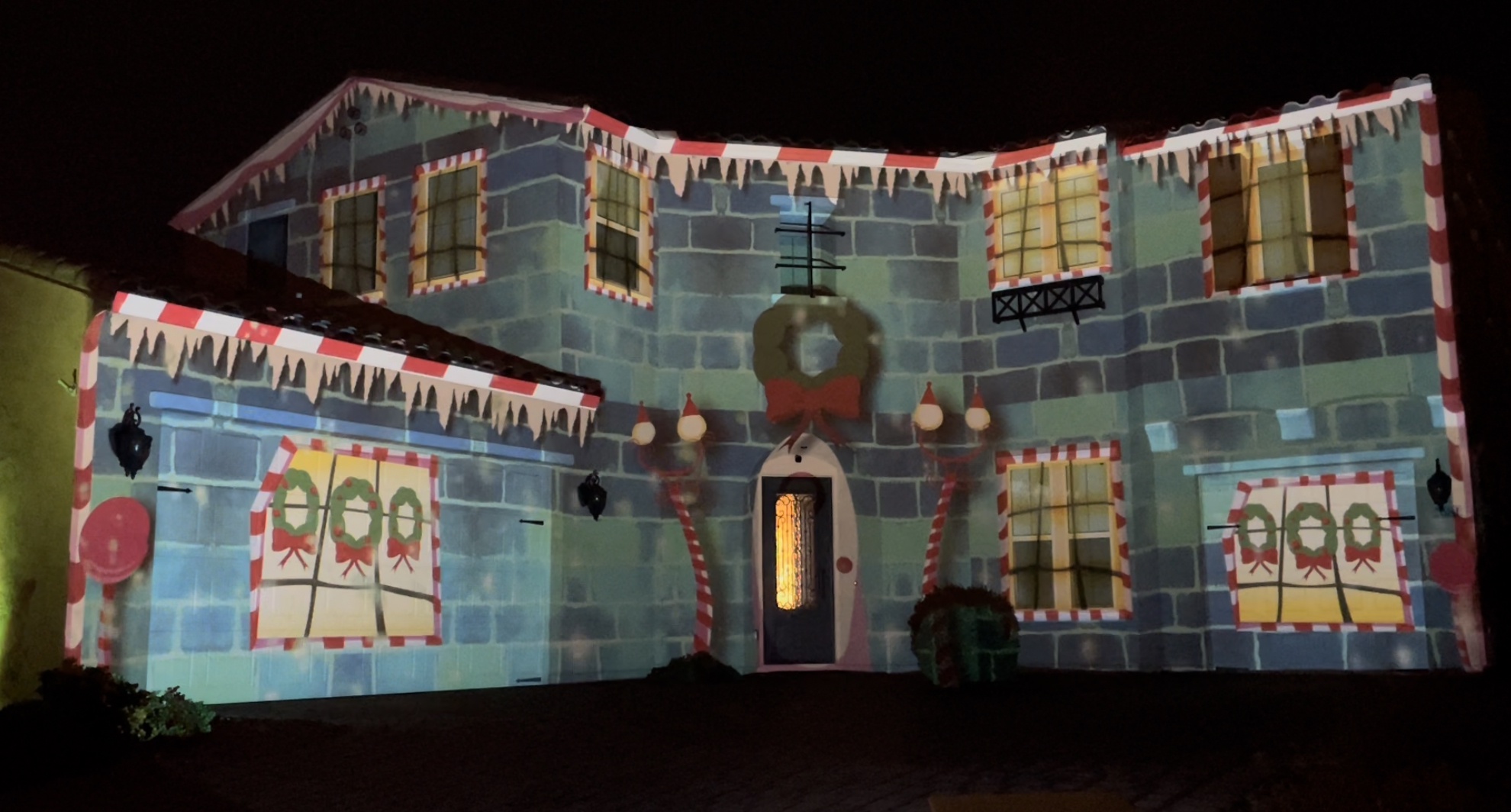 Welcome to the Holiday House Extravaganza!
