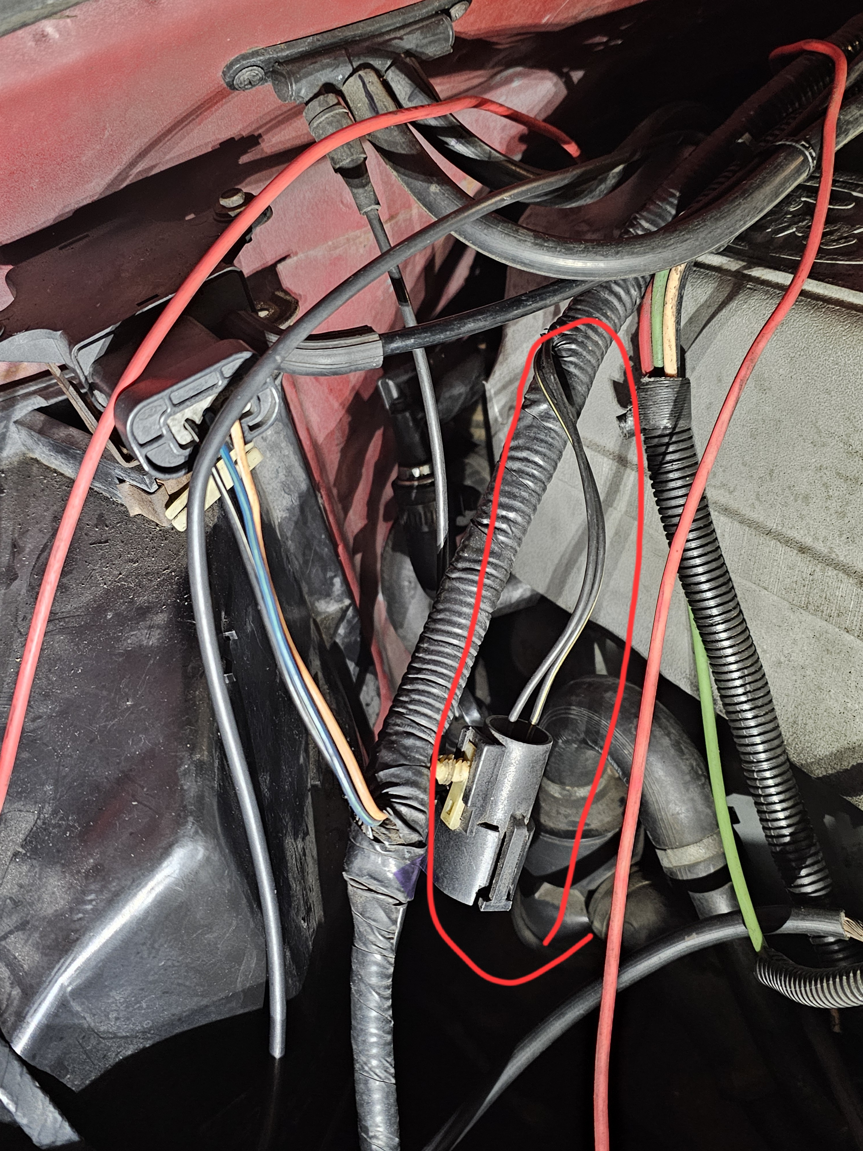 Need Help Identifying This Plug on My 88 F250 5.8L EFI